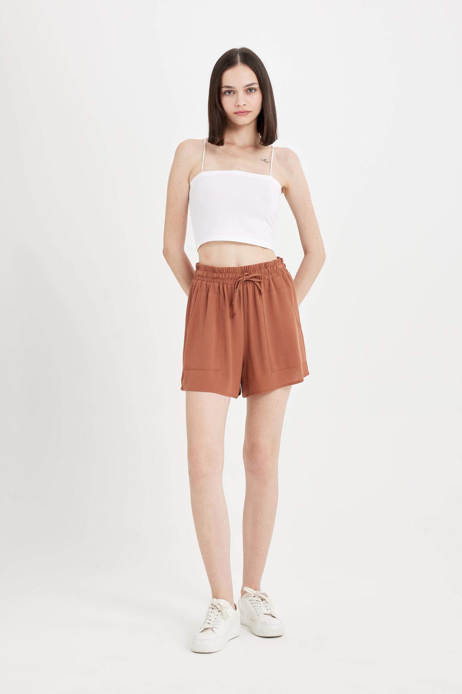 Regular Fit Regular Waist Straight Leg Crinkle Shorts