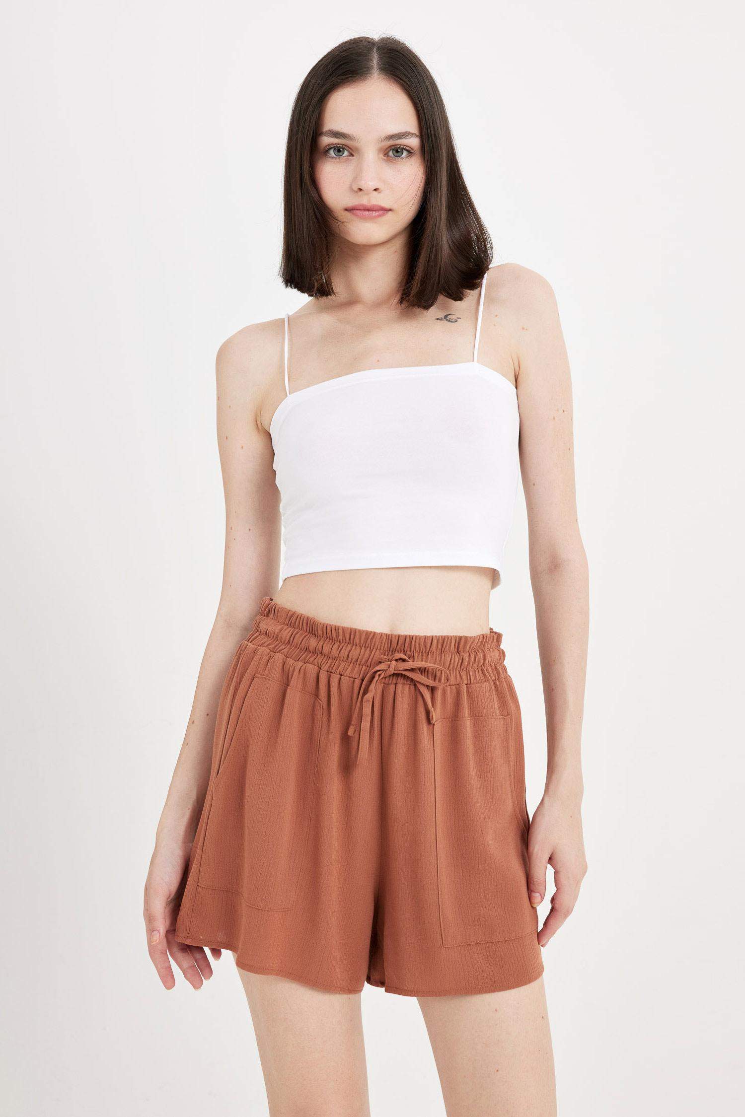 Regular Fit Regular Waist Straight Leg Crinkle Shorts
