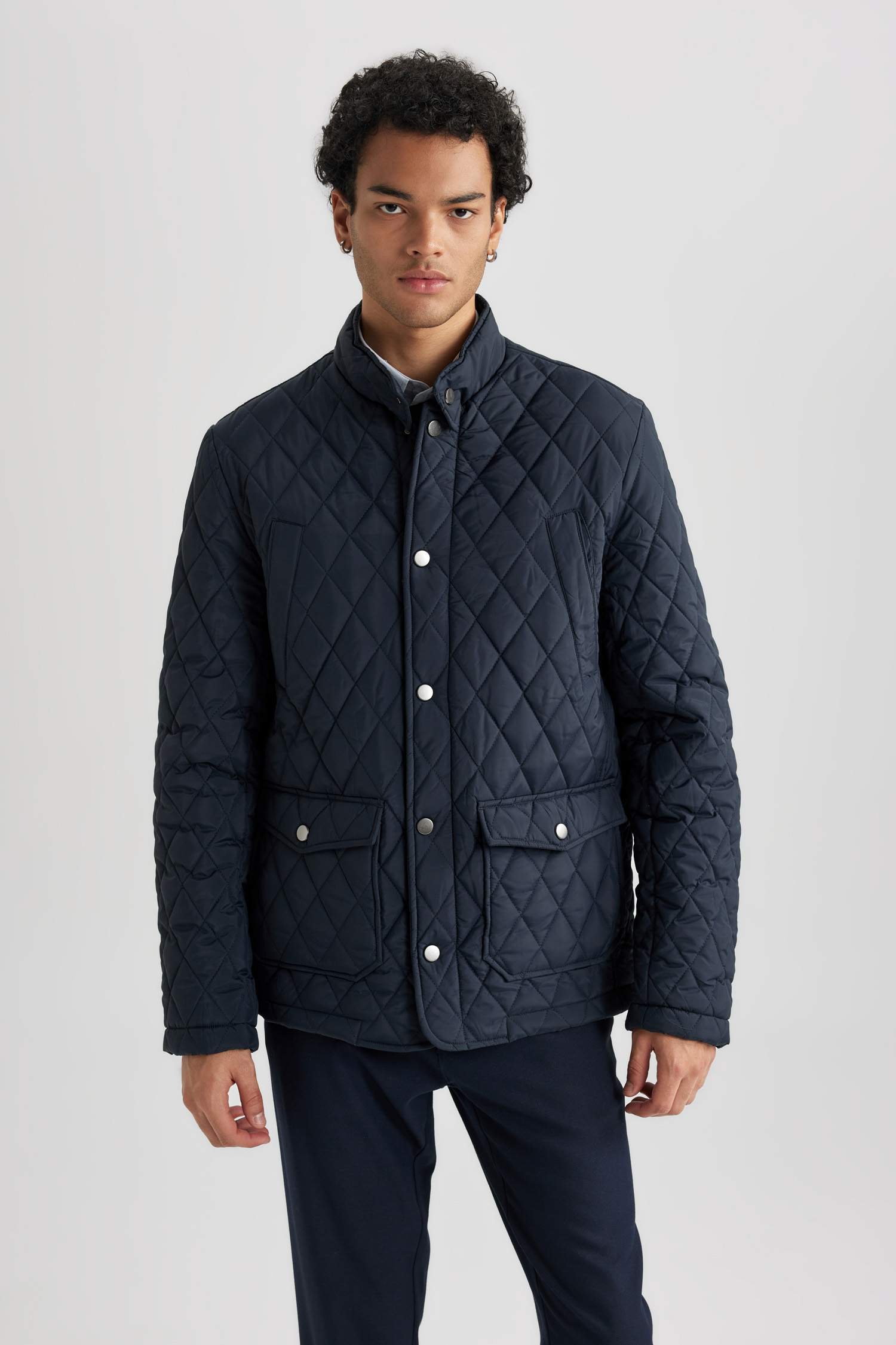 Куртка приталеного крою для чоловіків