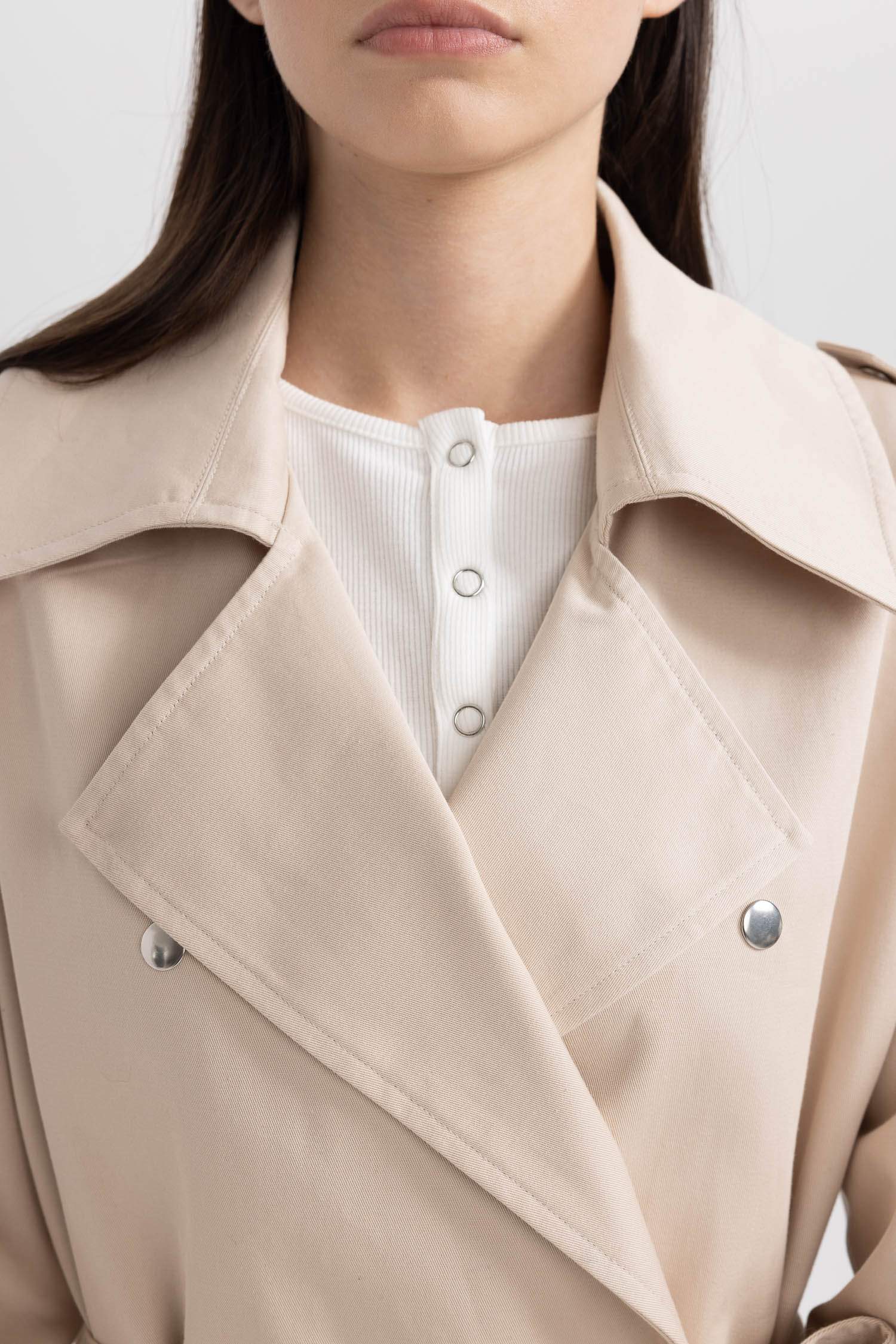 Тренчкот свободного крою для жінок