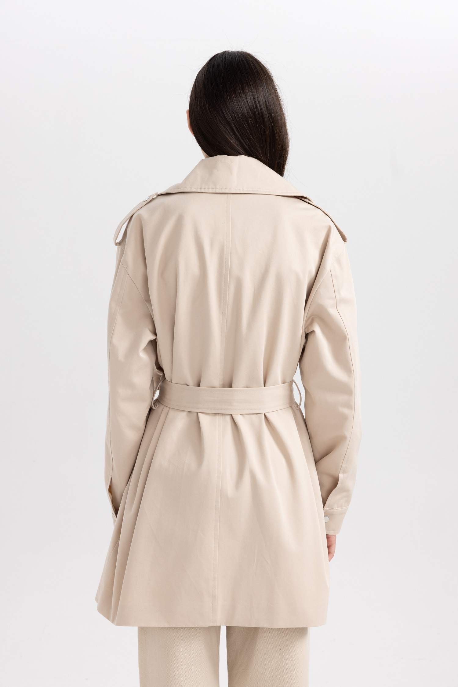 Тренчкот свободного крою для жінок