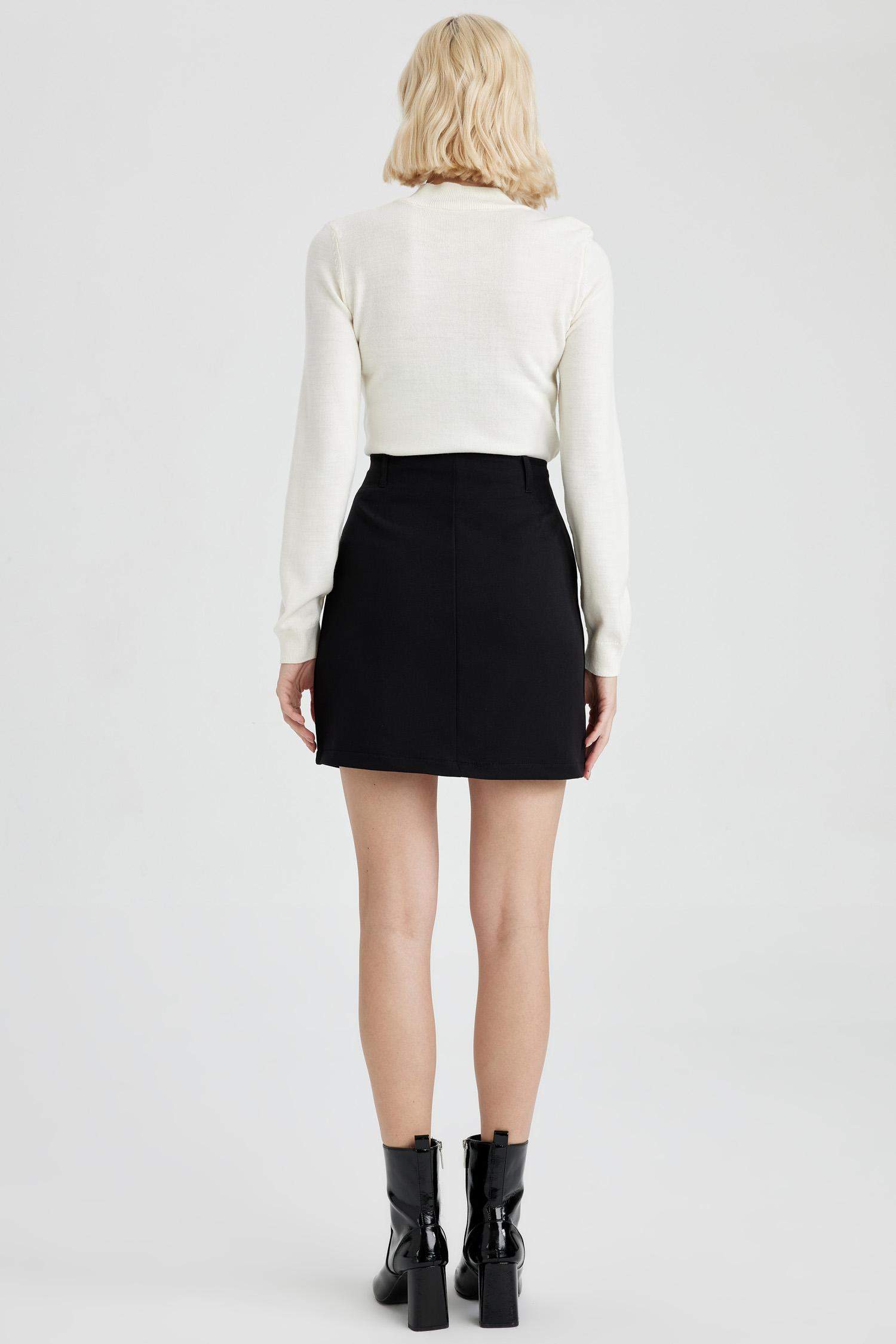 تنورة قصير قصة A بخصر عادي مبطن