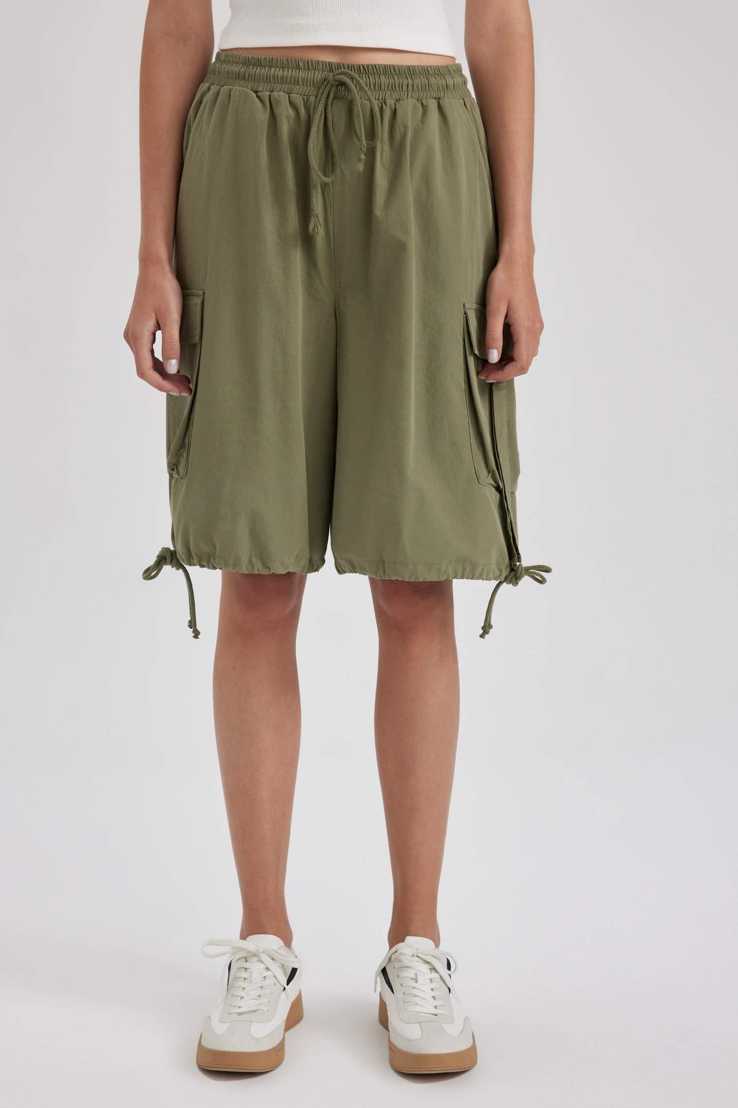 شورت كارجو بوبلين بجيب