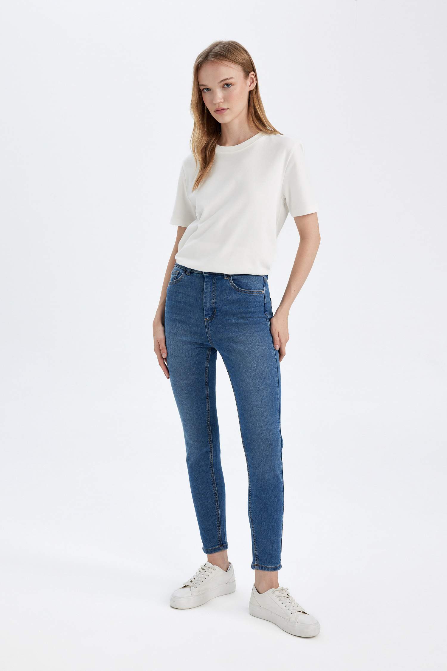 Джинсы Skinny Fit узкого кроя с высокой талией