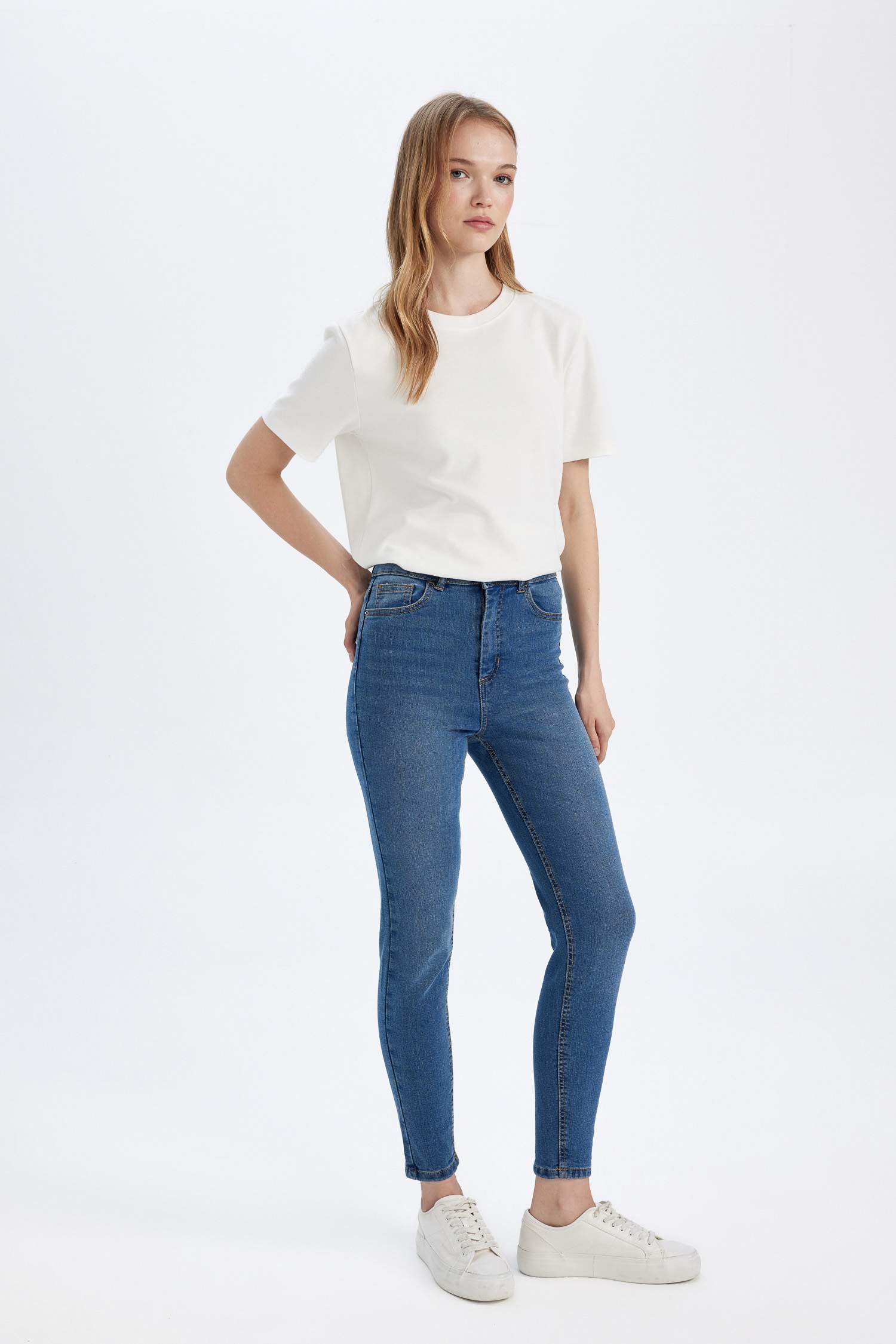 Джинсы Skinny Fit узкого кроя с высокой талией