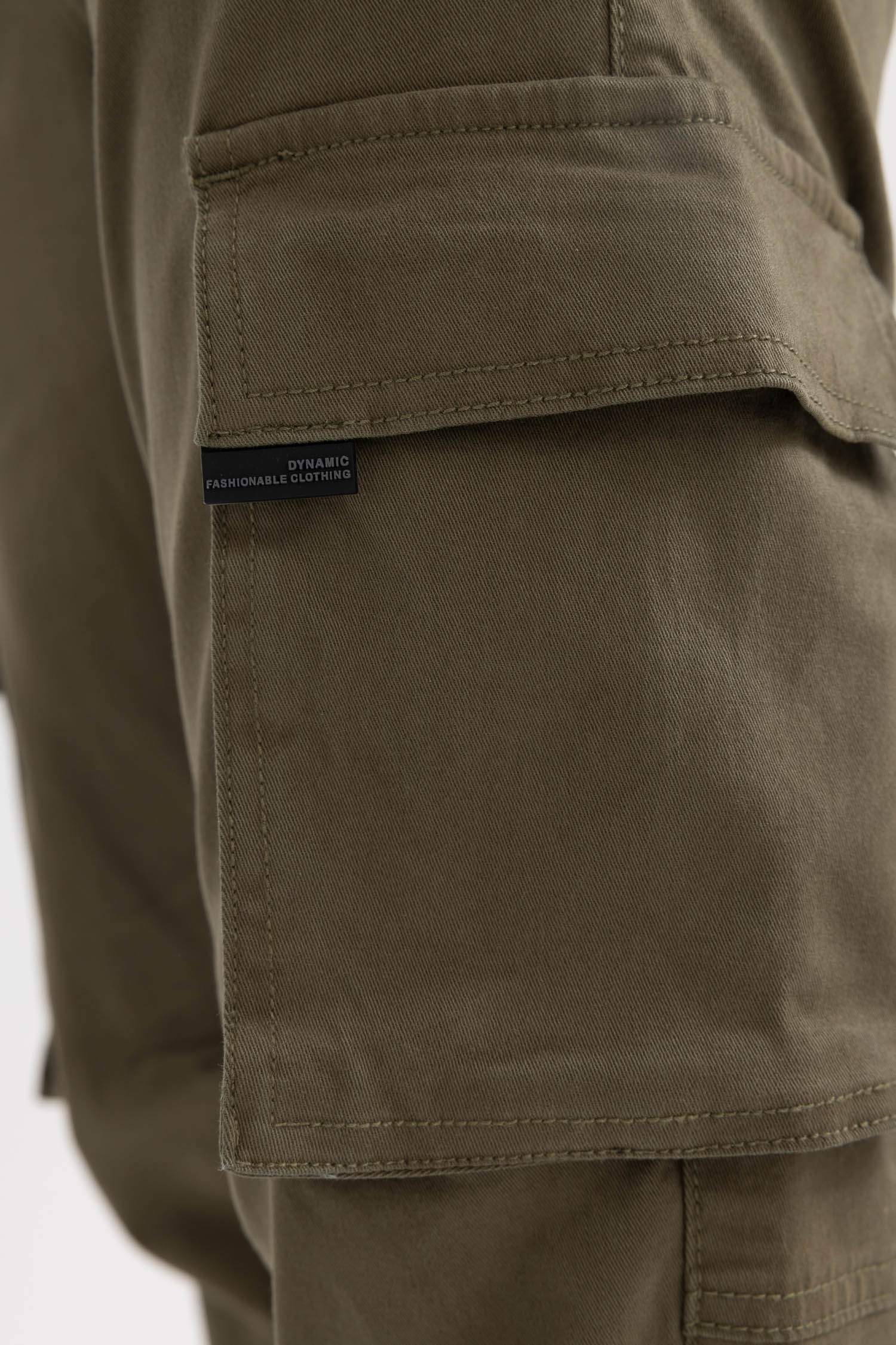 Pantalon Joggeur Cargo Coupe Régulière