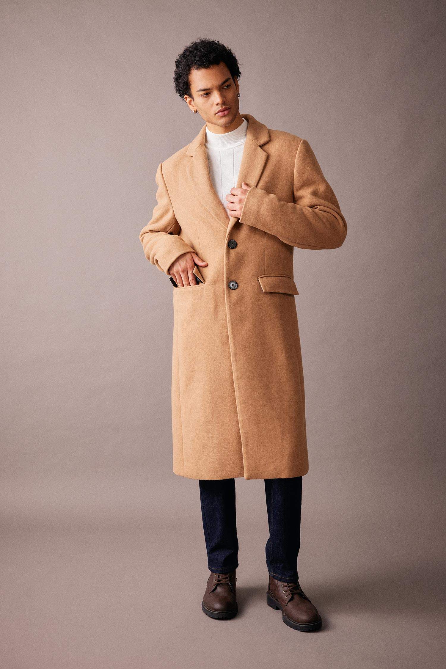 Slim Fit Dar Kesim Astarlı Düğmeli Cepli Kaşe Kaban Parka