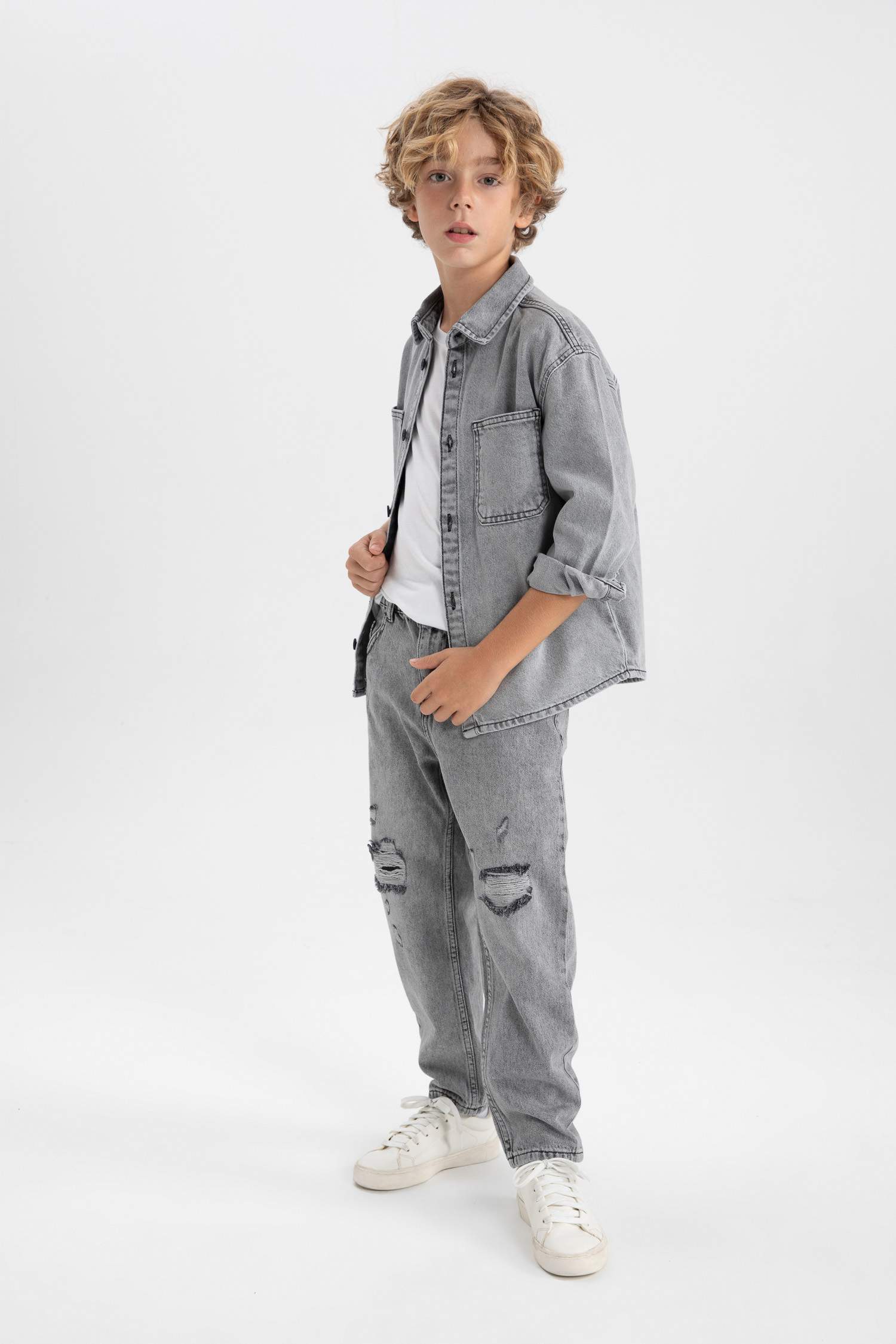 Джинсы рванные для мальчиков