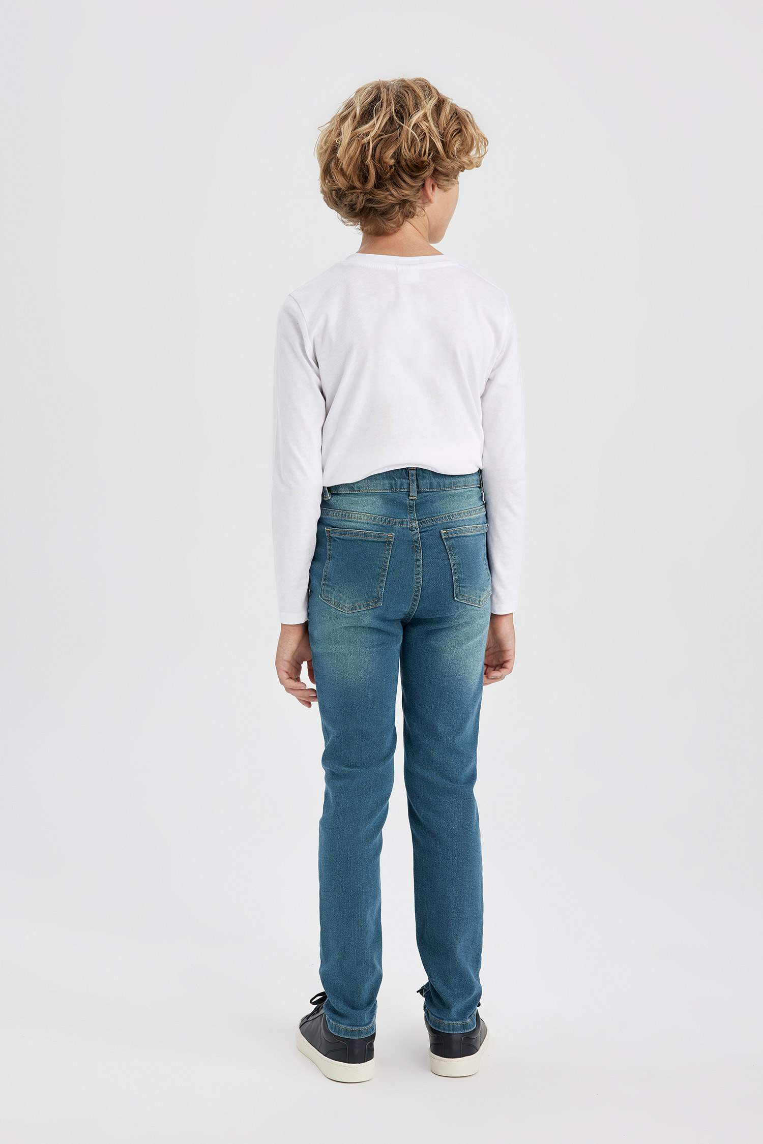 Pantalon Jeans Coupe Slim Pour Garçon