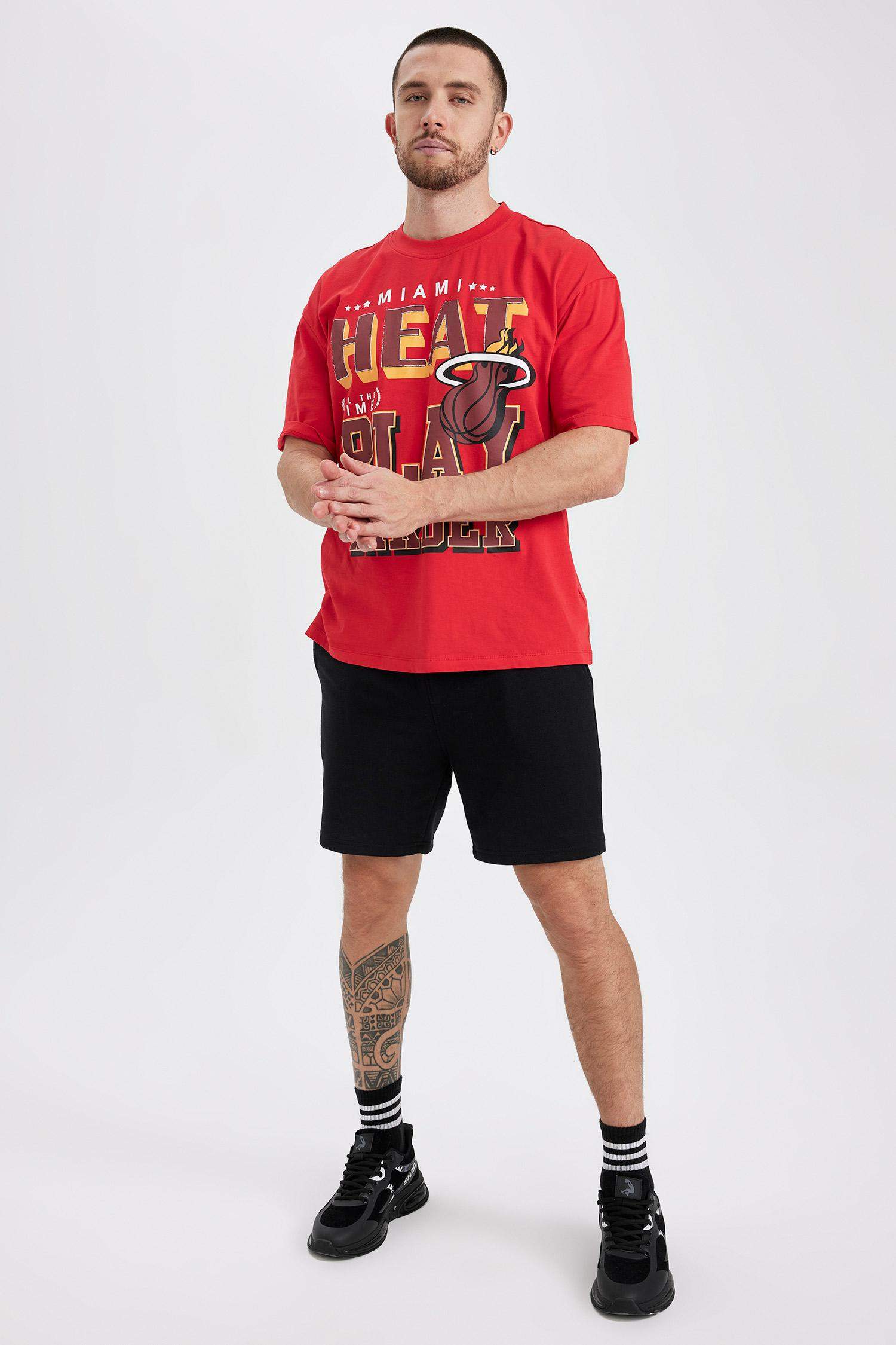 DeFactoFit NBA Miami Heat Oversize Fit Crew Neck Cotton T-Shirt