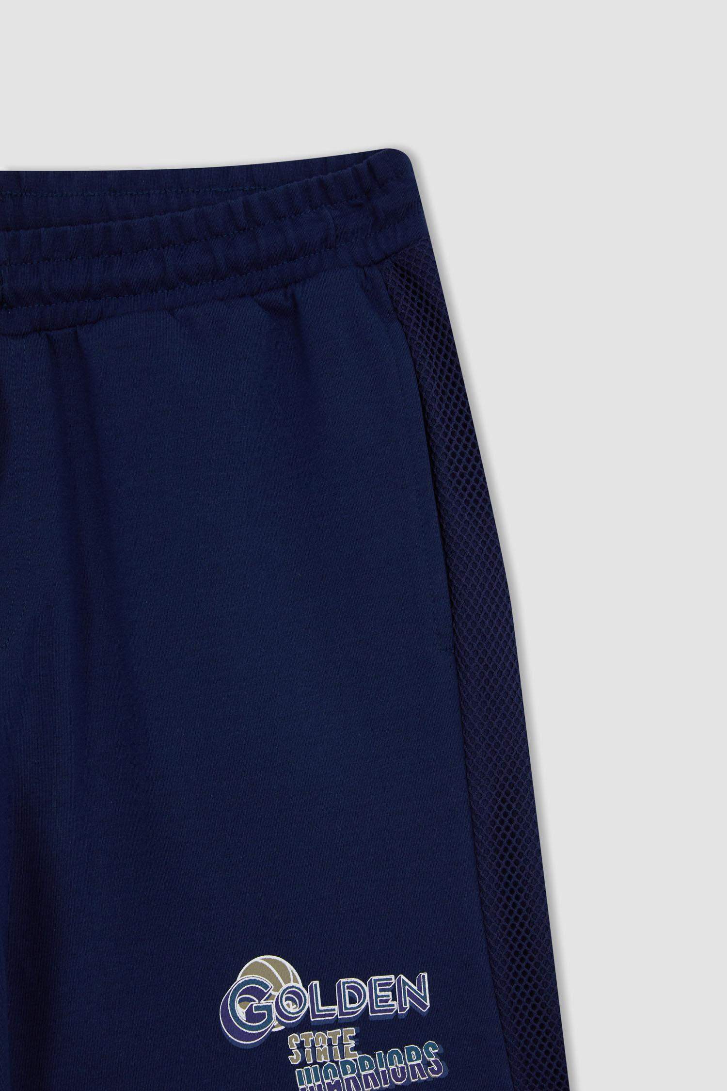 شورت سليم فيت بجيب من غولدن ستيت واريورز