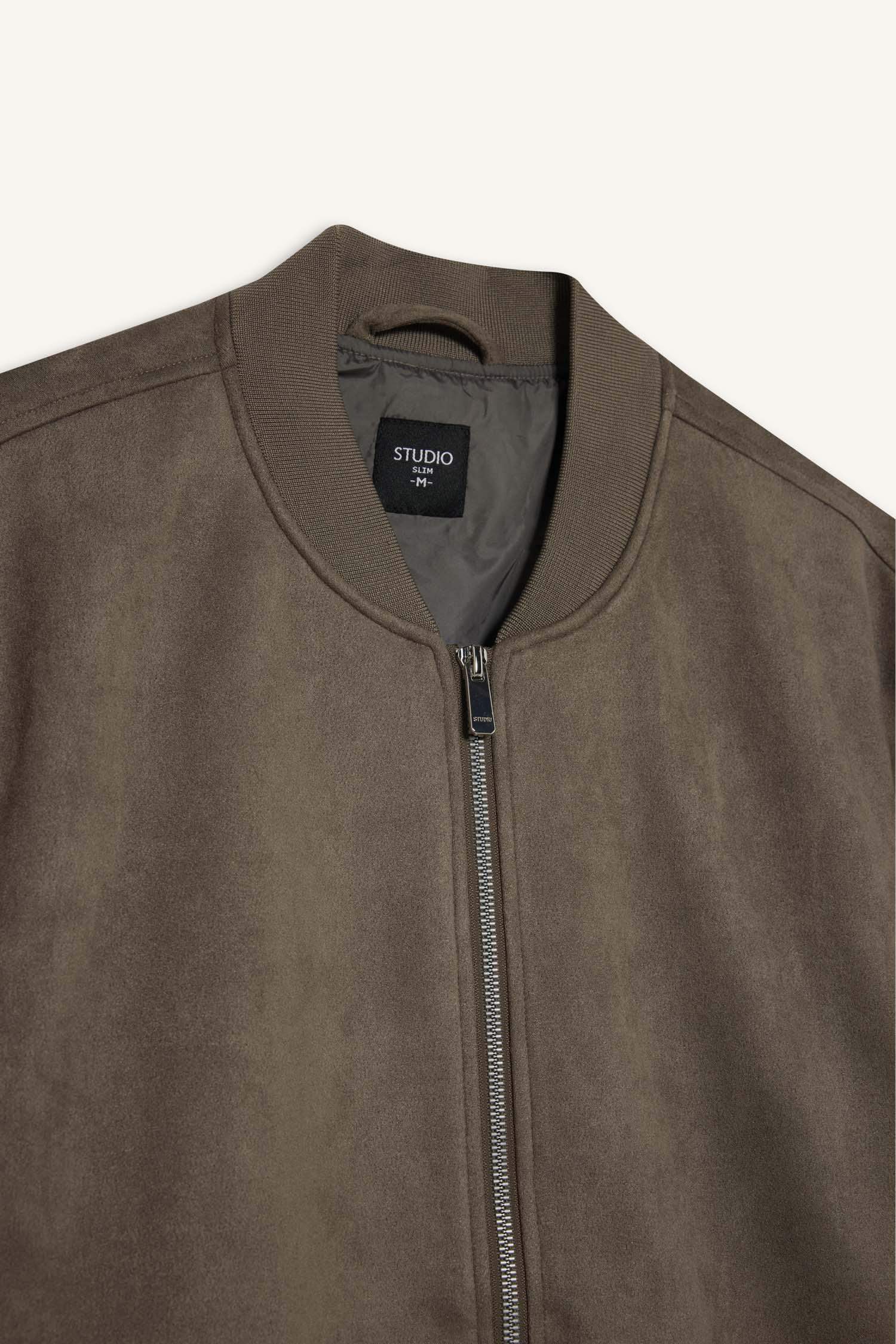 جاكيت بومبر شمواه بسحاب وقصة ضيقة