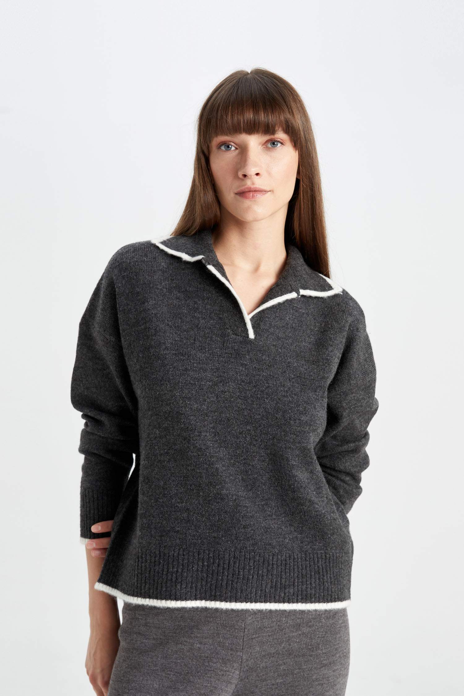 Regular Fit Yumuşak Dokulu Polo Yaka Triko Kazak