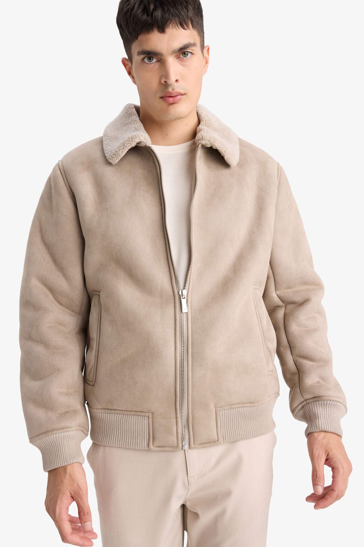 جاكيت شمواه سليم فيت بياقة بولو مبطن