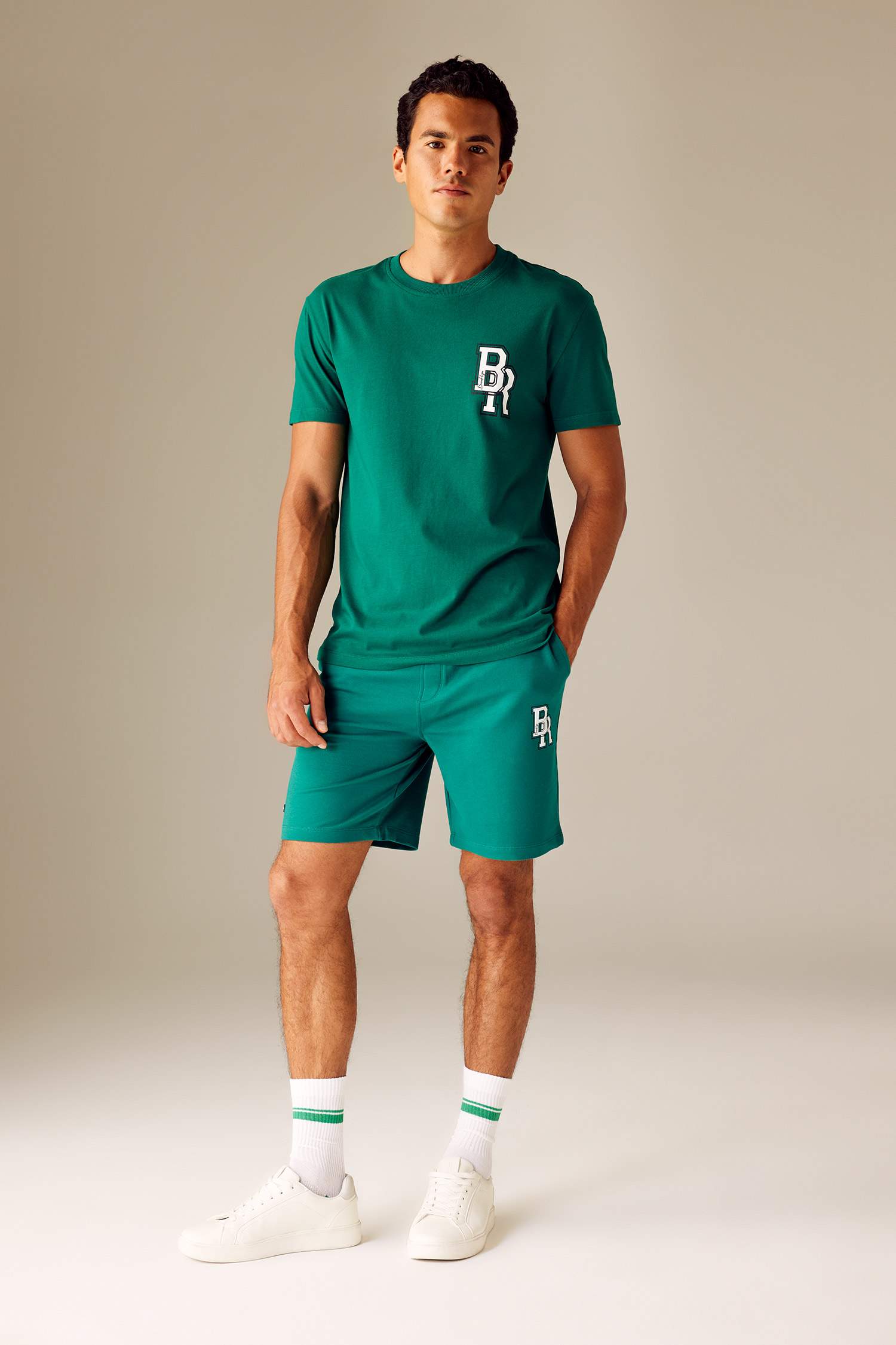 Slim Fit Thin Sweatshirt Fabric Super Skinny Hem Shorts