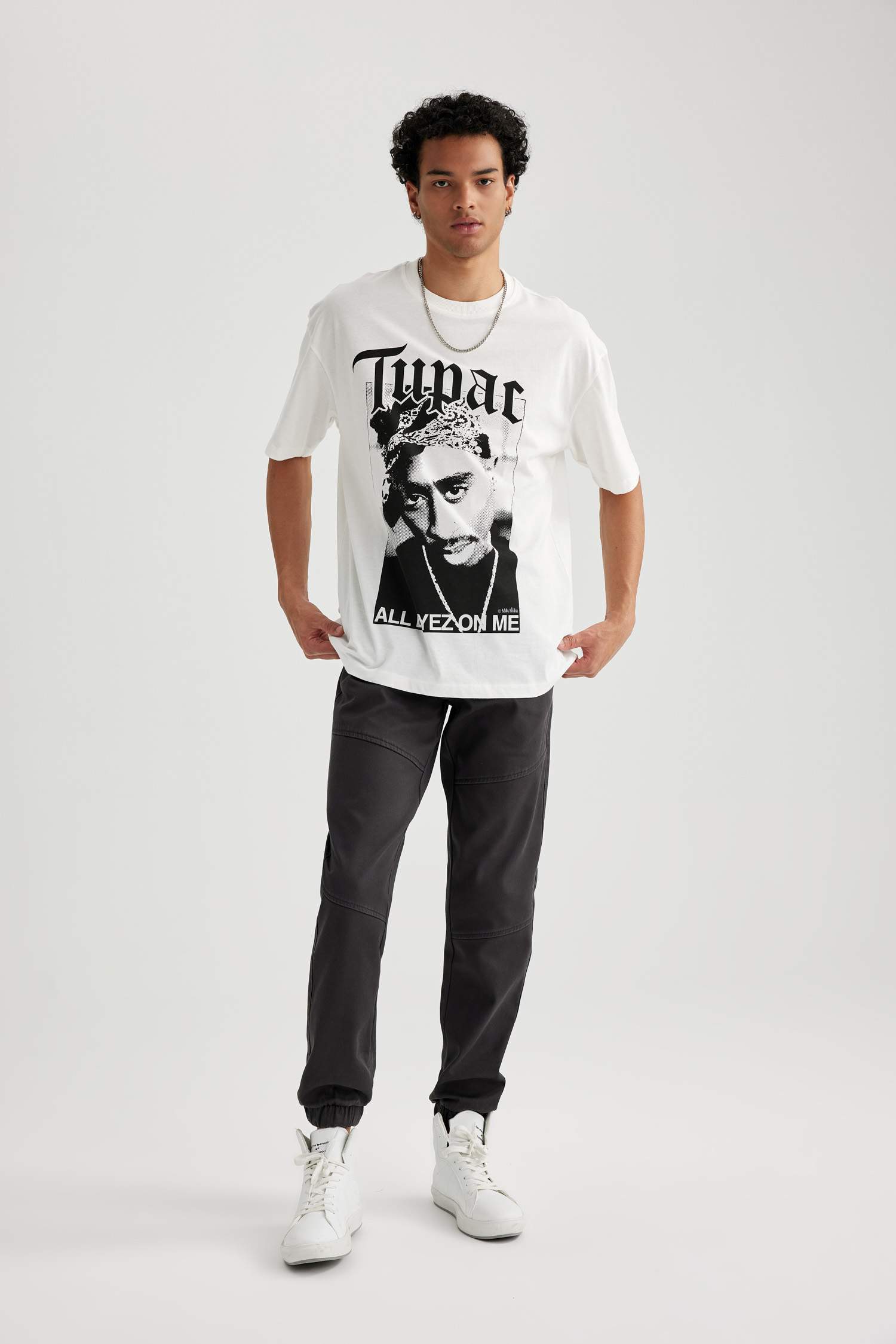 بنطلون جوجر قصة عادية