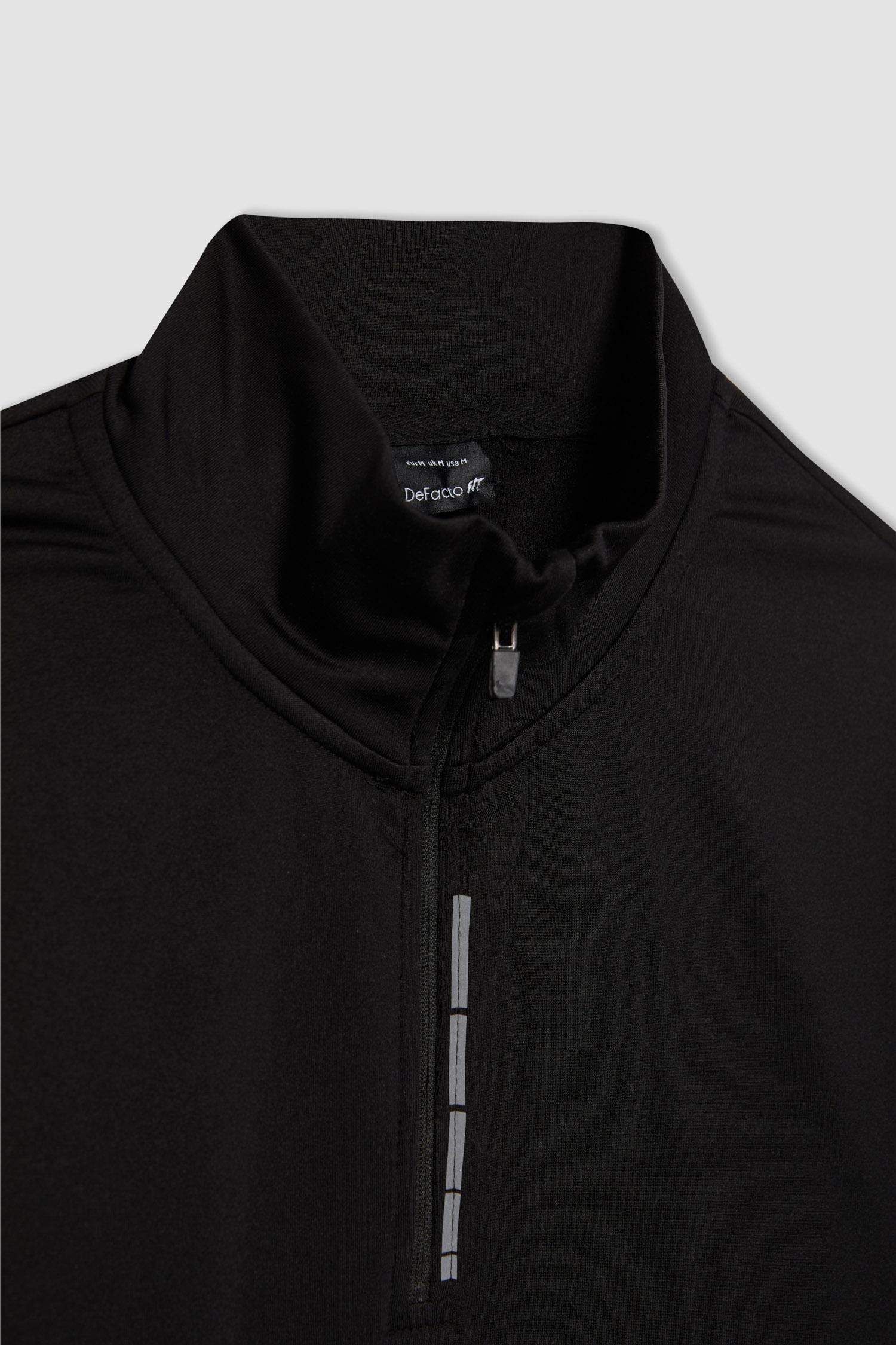 DeFactoFit Slim Fit Stand Collar T-Shirt