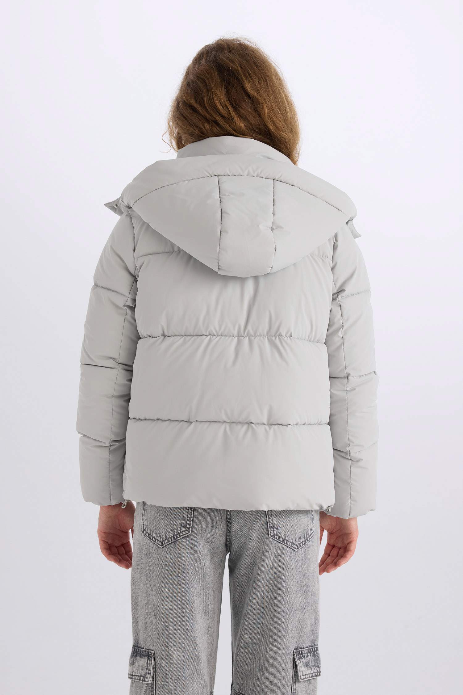 бас киімді Пальто