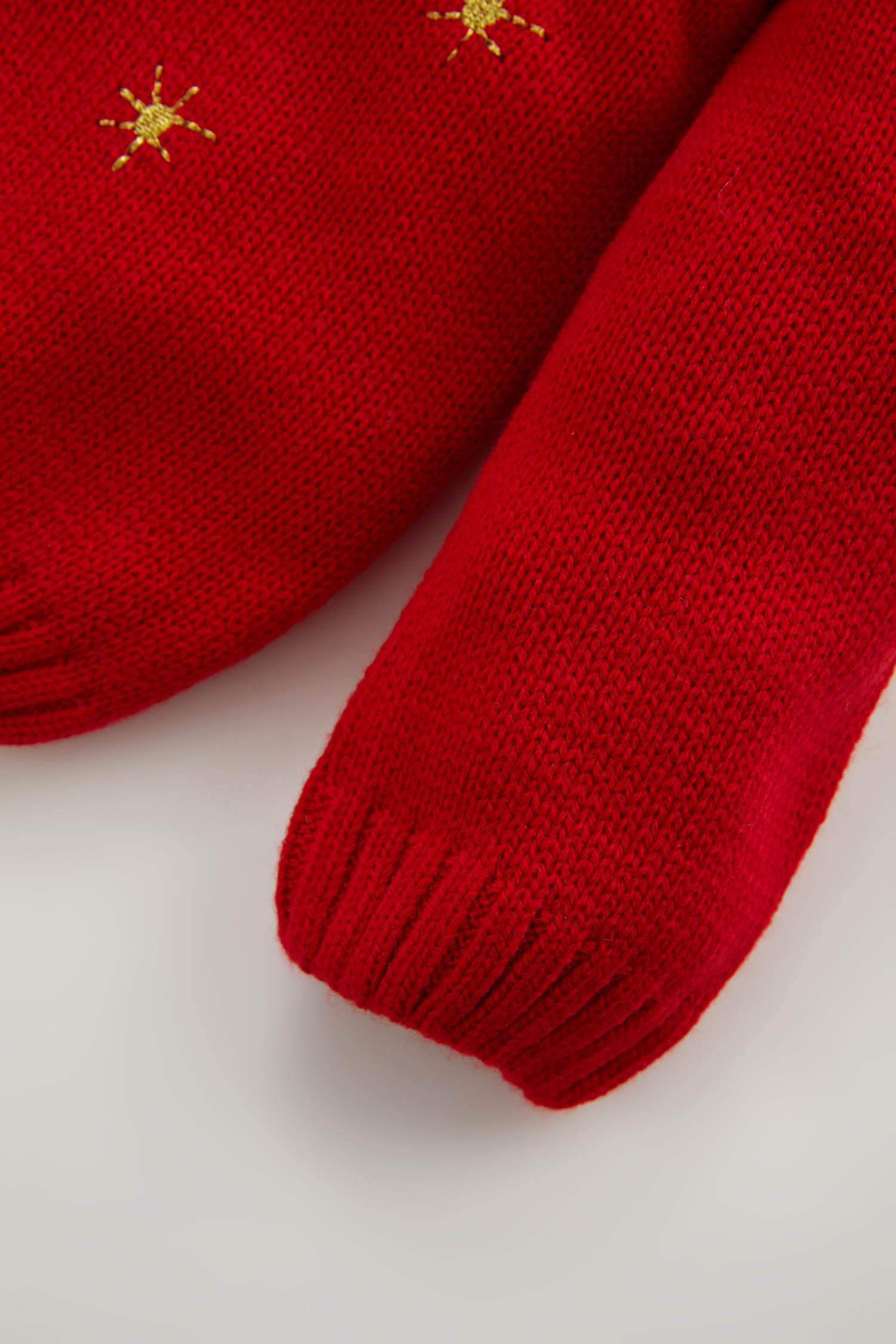 Baby Girl New Year Themed Neck Pullover