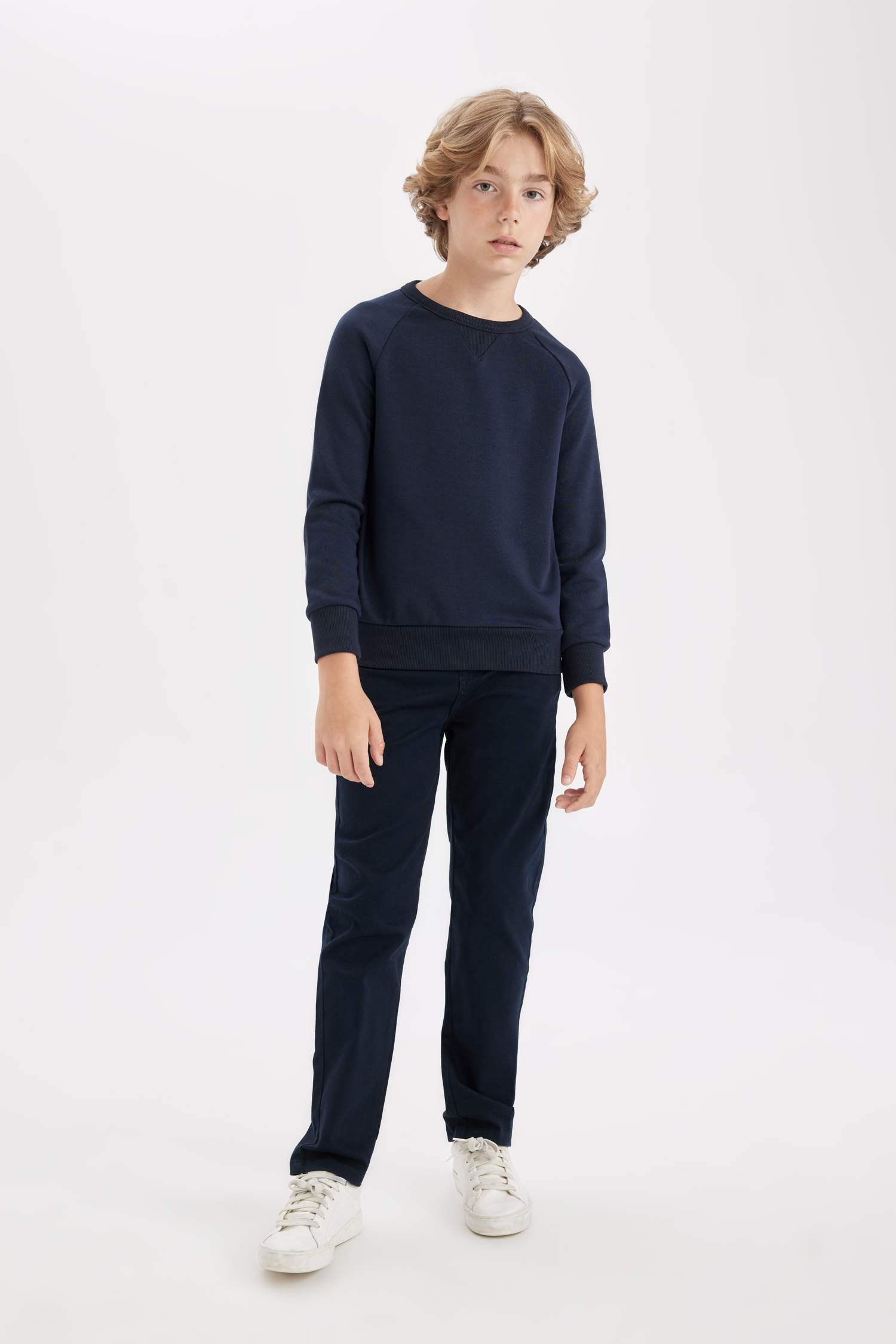 Свитшот базовый с круглым вырезом для мальчиков, Школьная коллекция