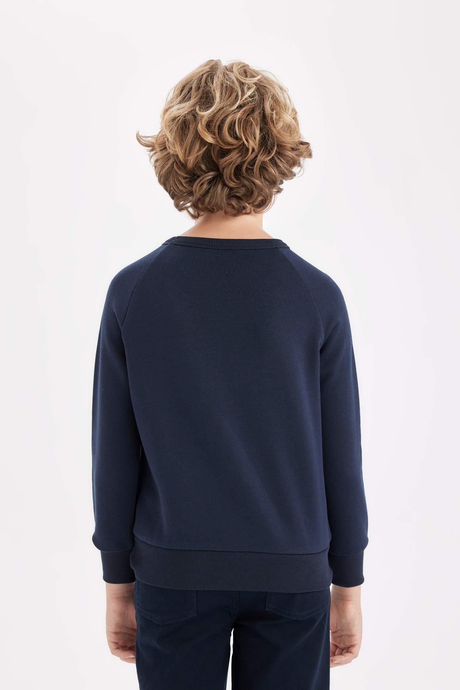 Свитшот базовый с круглым вырезом для мальчиков, Школьная коллекция