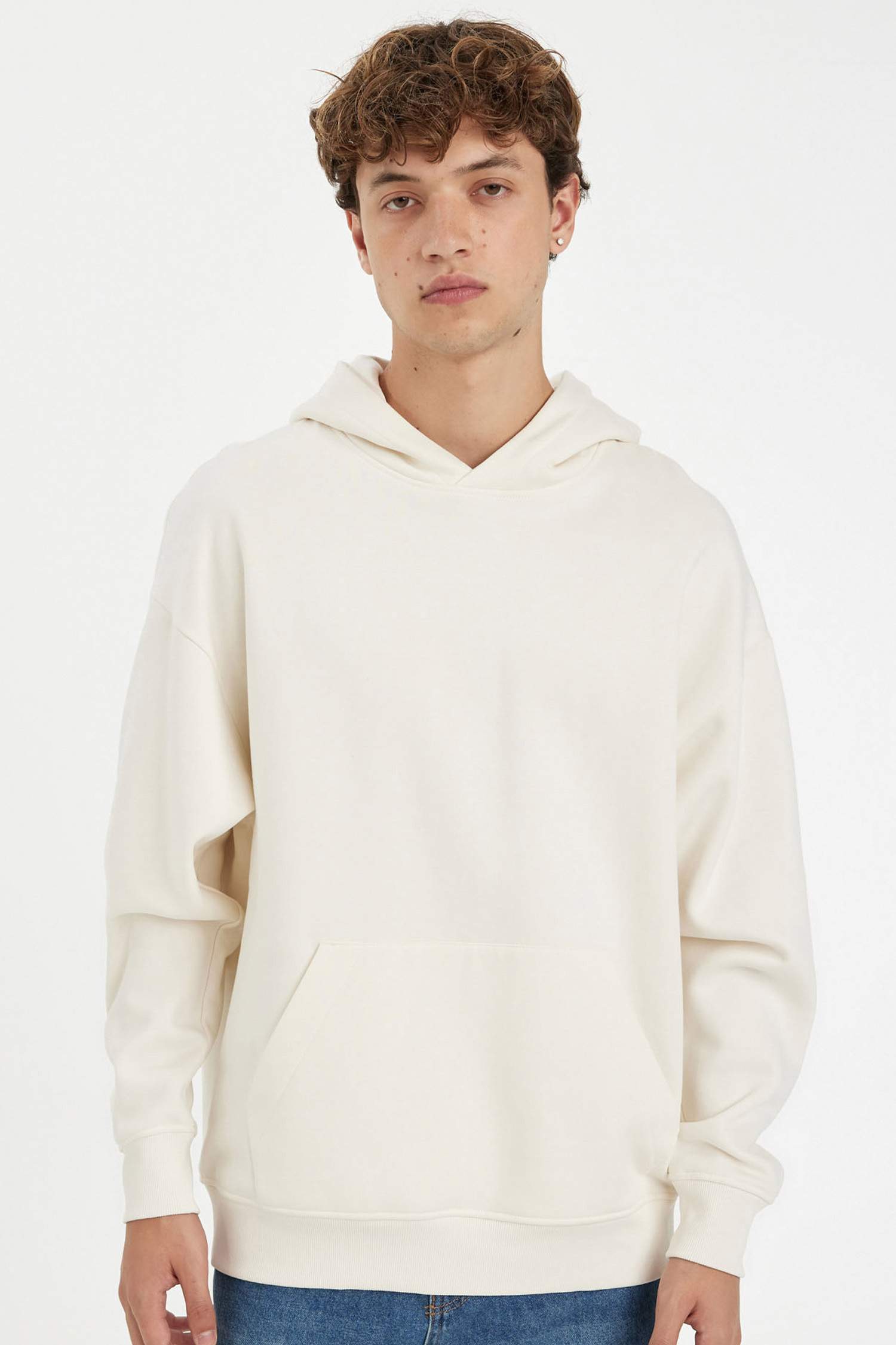 Oversize Geniş Kalıp Kapüşonlu Kanguru Cepli Basic Düz Sweatshirt