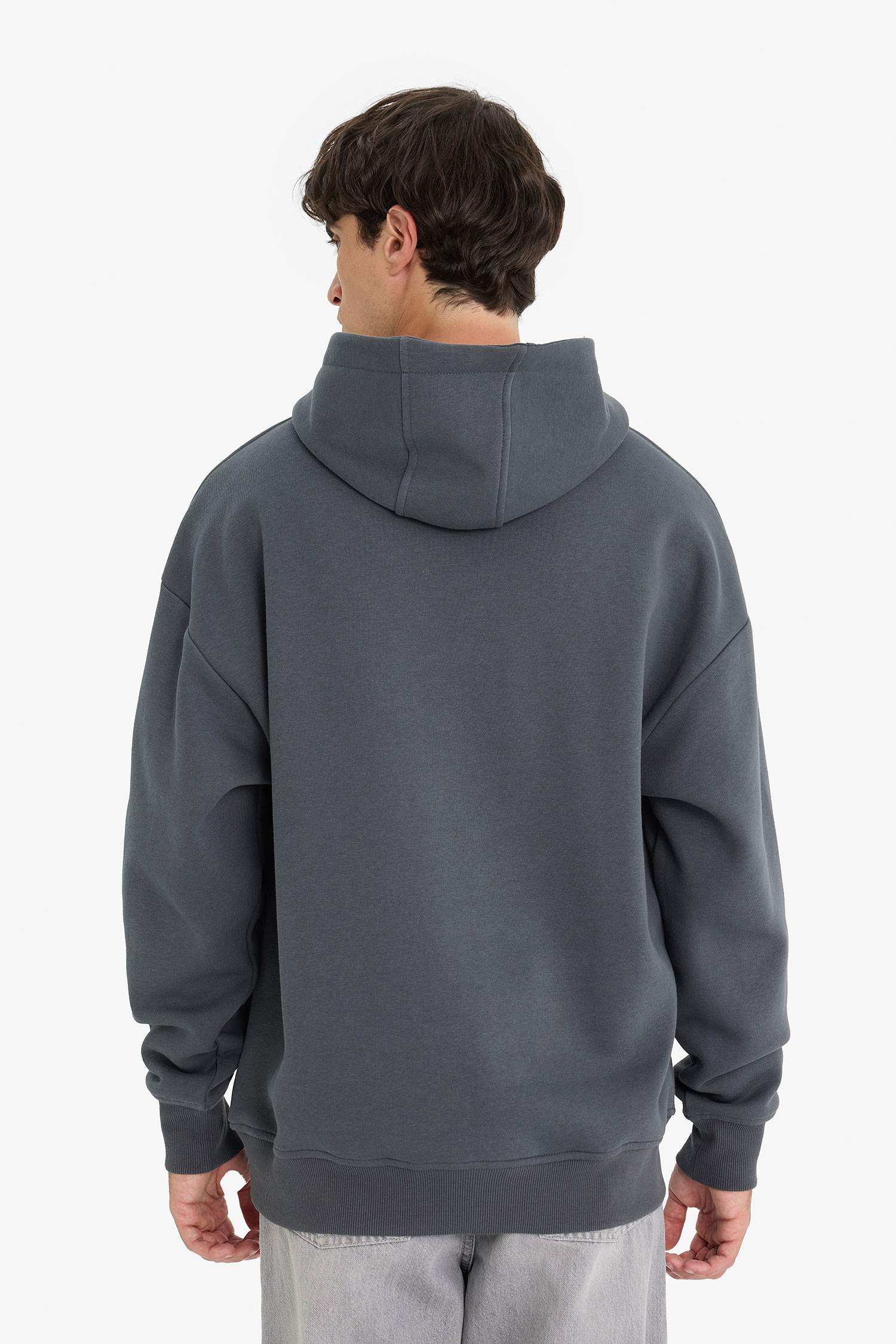 سويت شيرت اوفر سايز بغطاء للرأس بجيب الكنغر