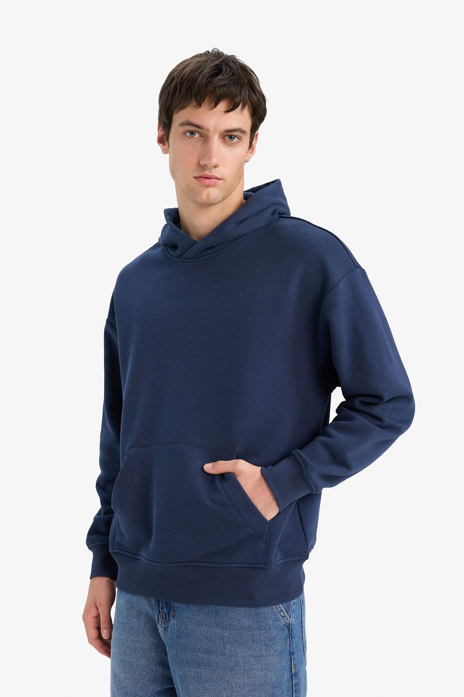 Oversize Fit Long Sleeve Pocket Sweatshirt