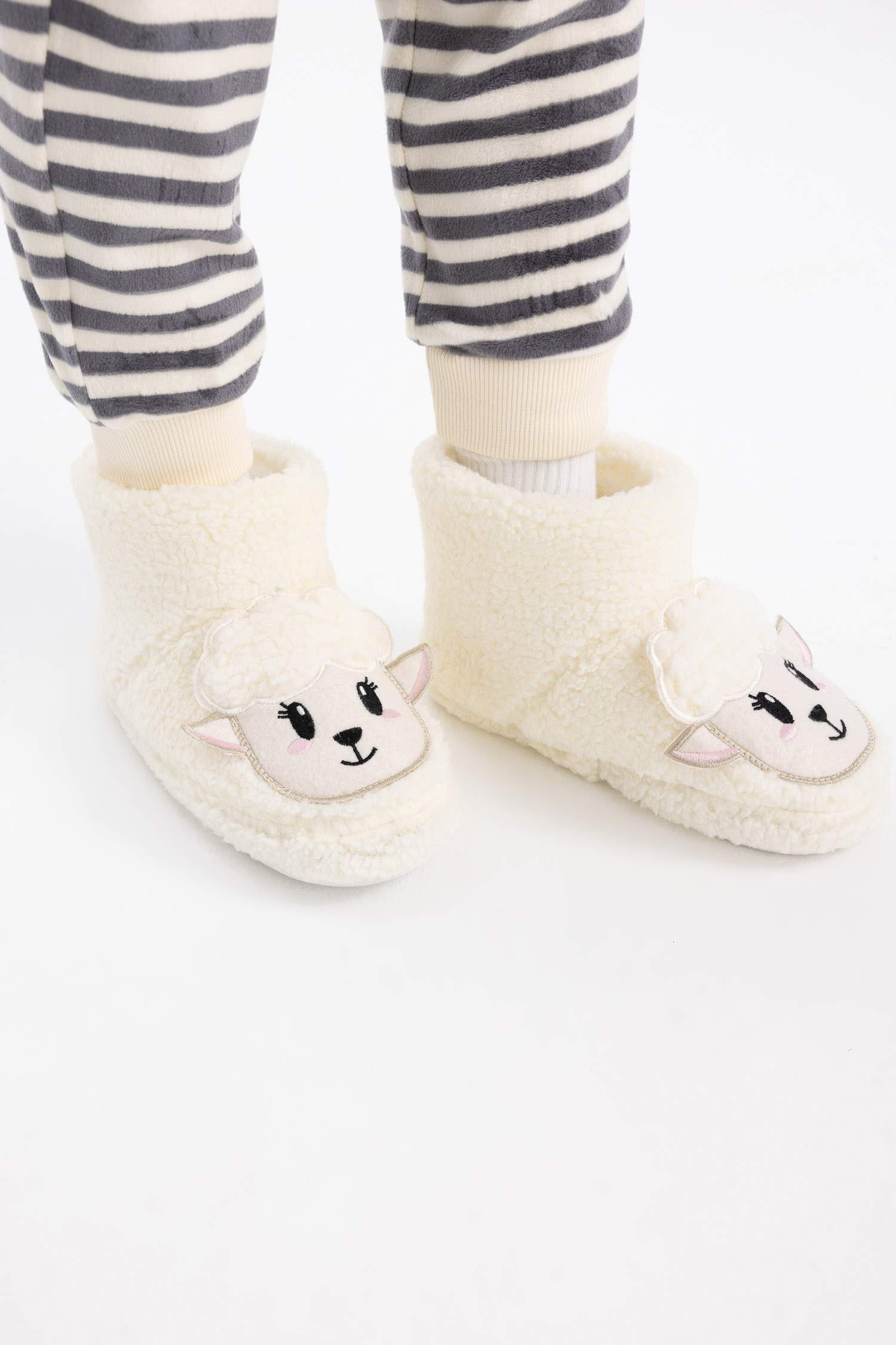 Girl Flat Sole Home Boots