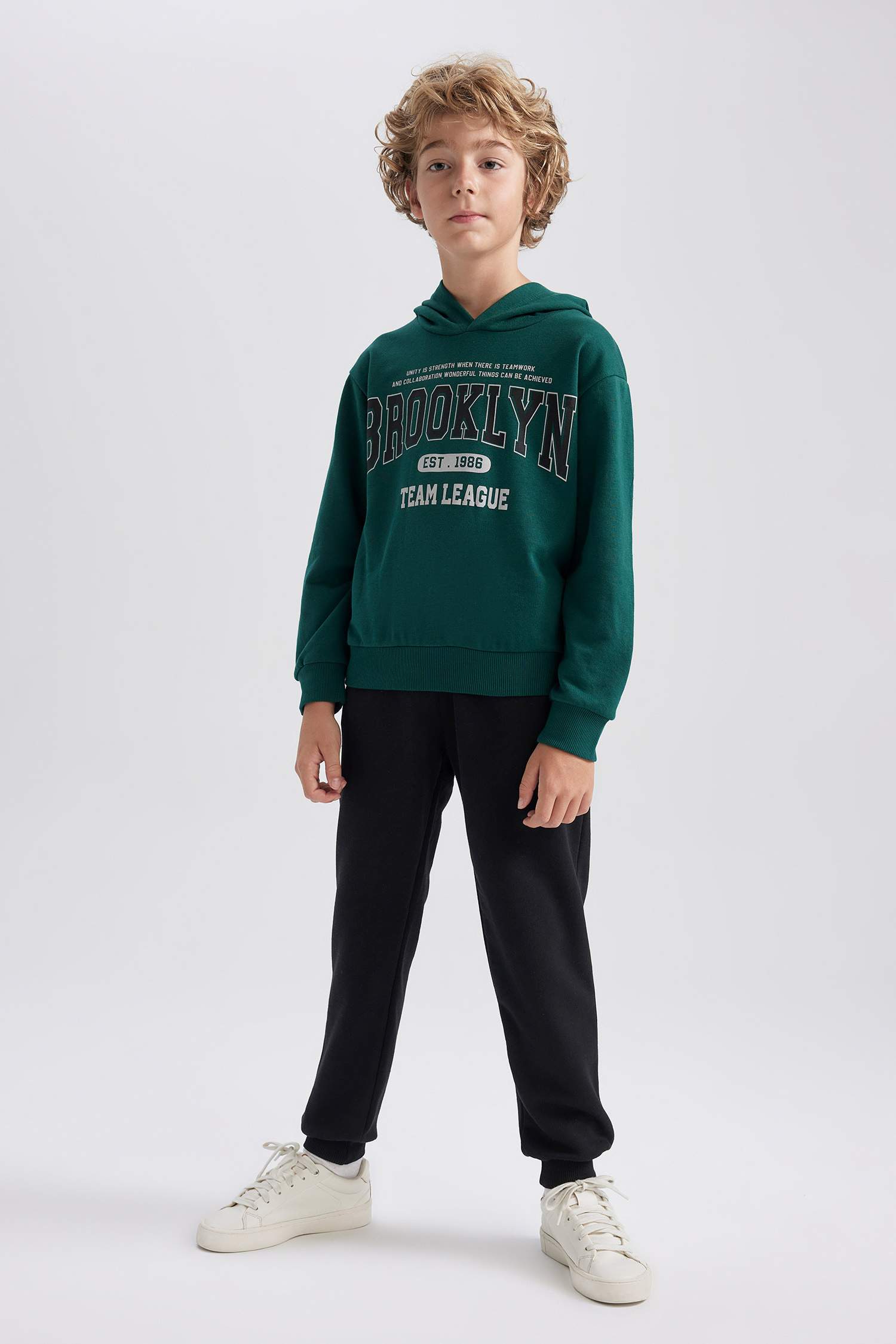 سيت ولادي سويت شيرت سويت بانتس - قطعتين