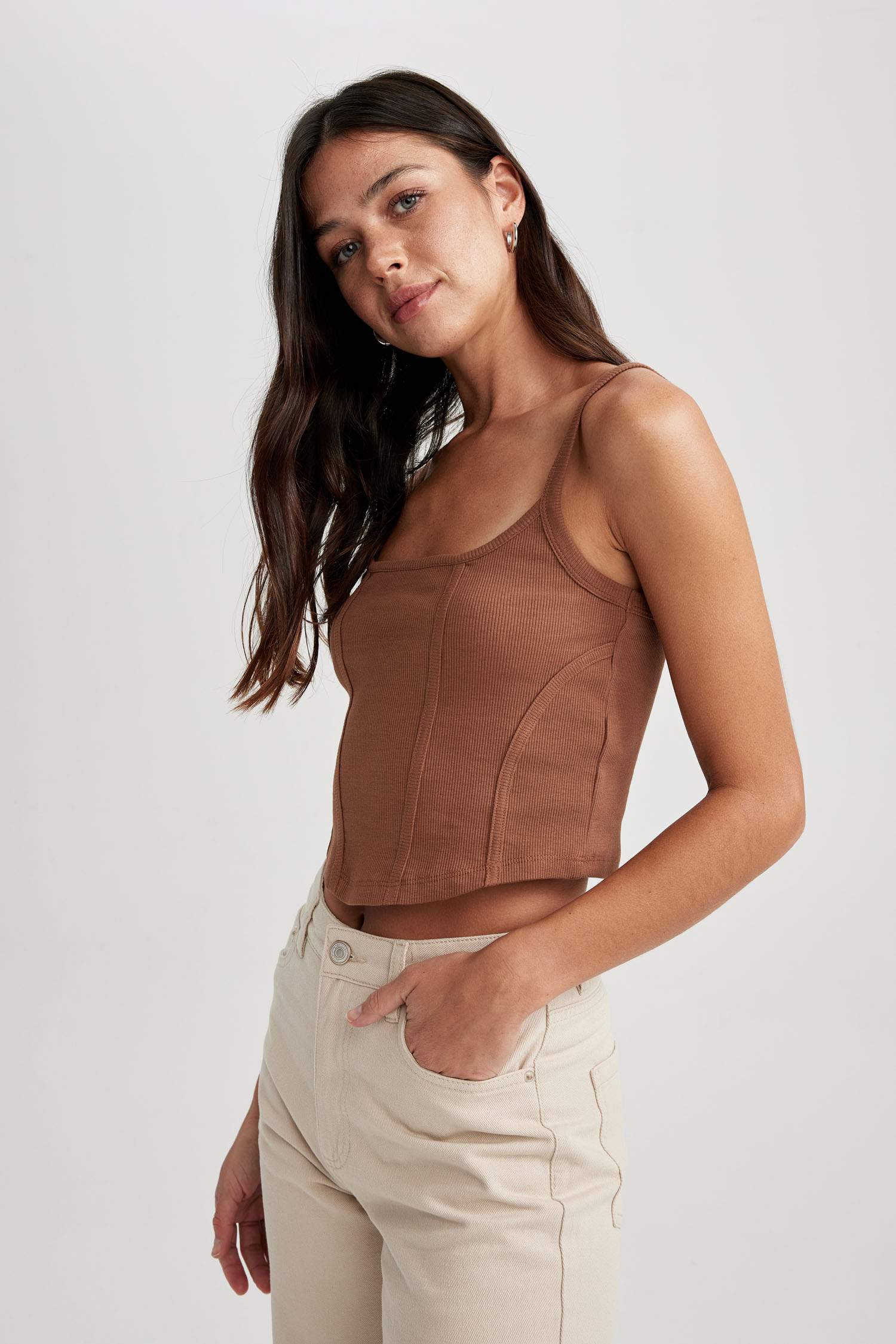 Fitted U Yaka Korse Görünümlü Fitilli Kaşkorse Atlet