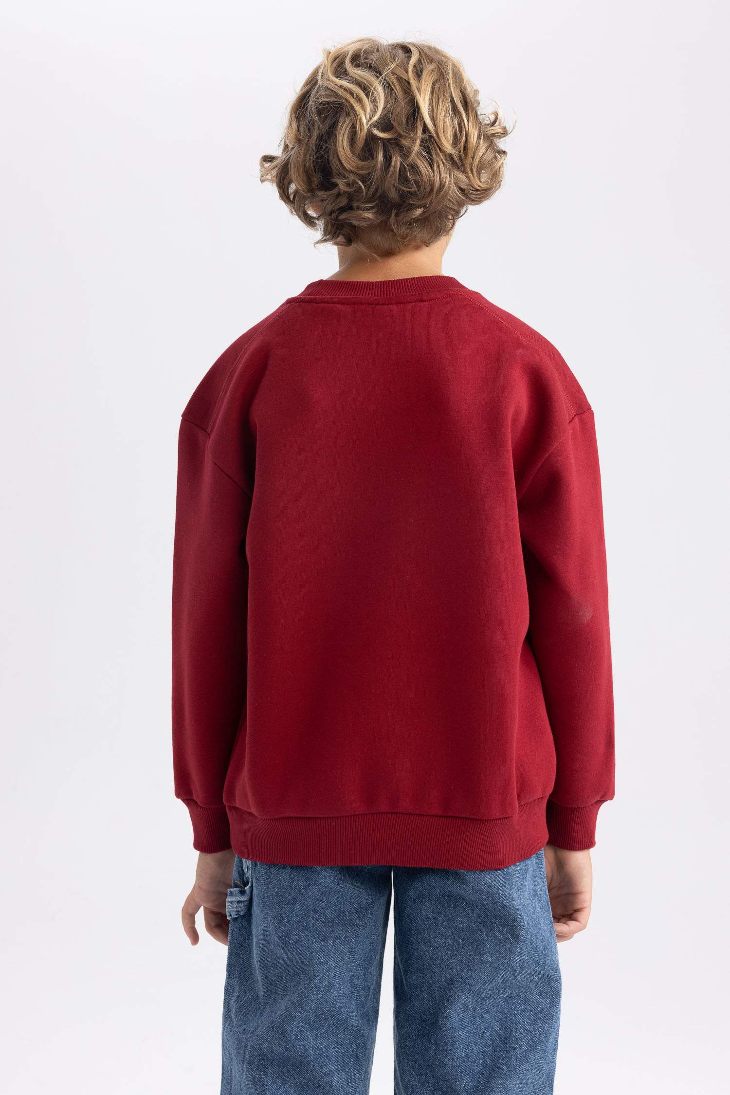 سويت شيرت اوفر سايز بياقة مستديرة