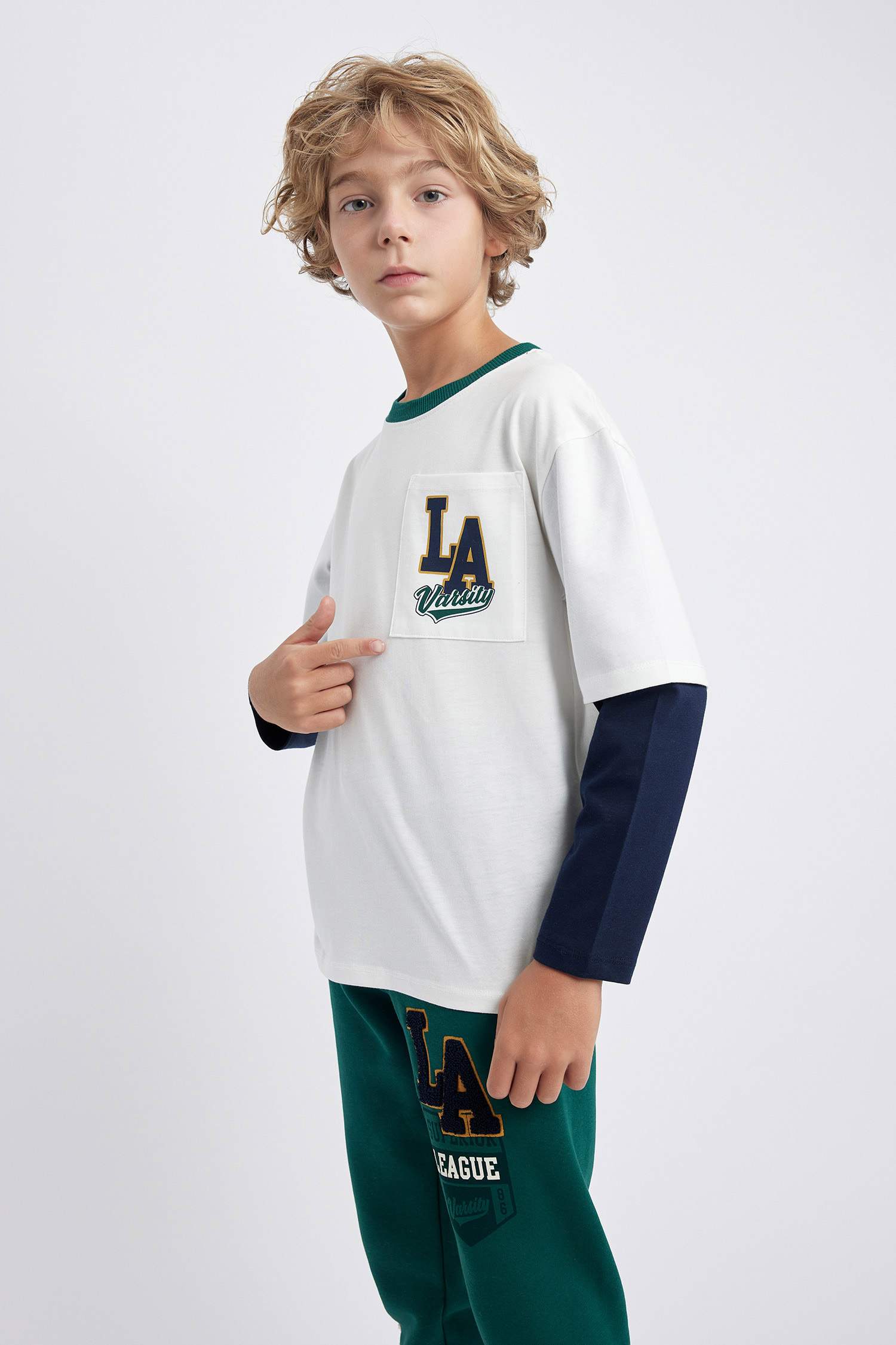 تيشيرت اوفر سايز كم طويل برقبة مستديرة