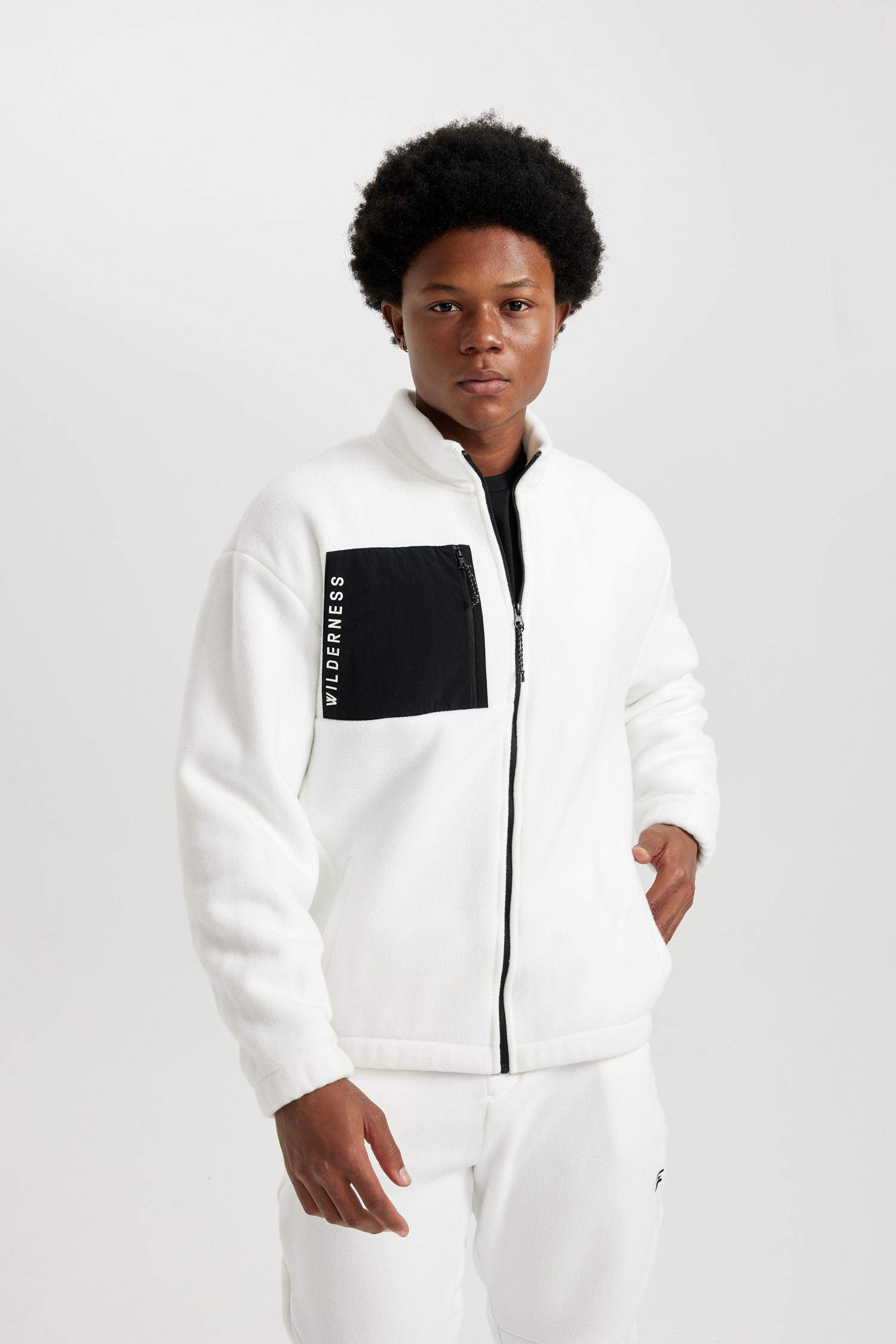 سويتر قطيفة اوفر سايز من DeFactoFit