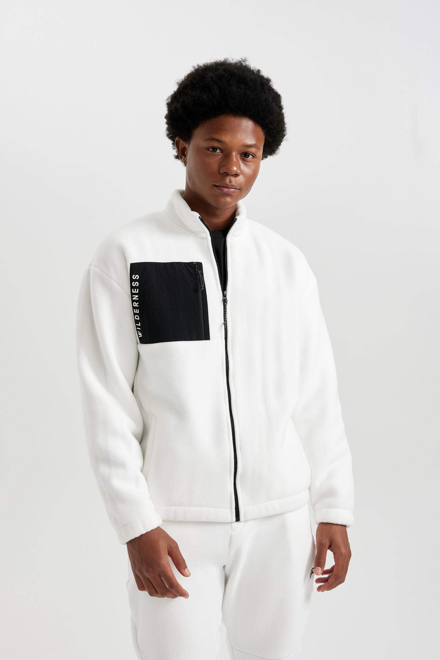 سويتر قطيفة اوفر سايز من DeFactoFit