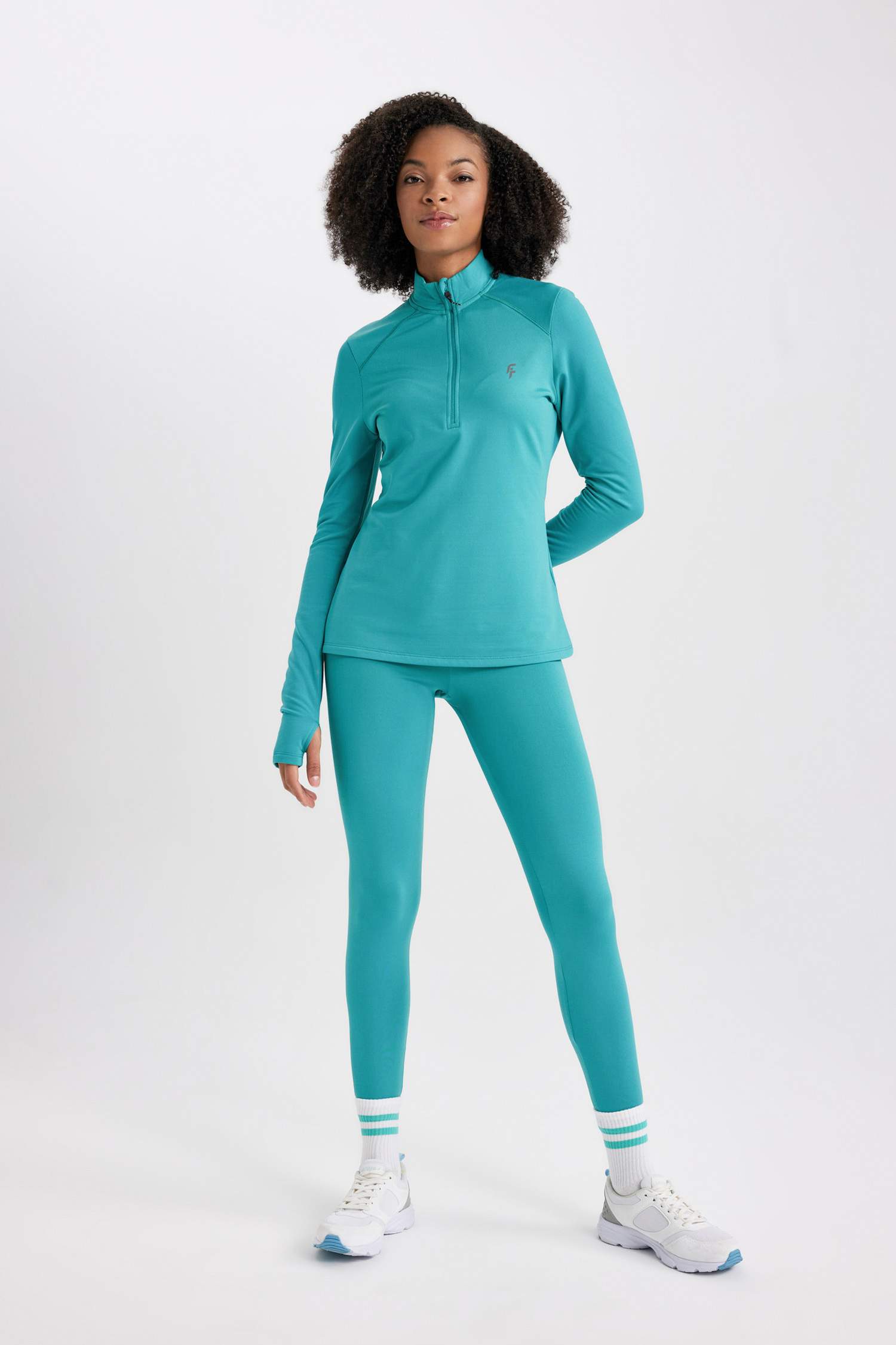 стандарт пішім беліңізді жабыңыз Леггинстер