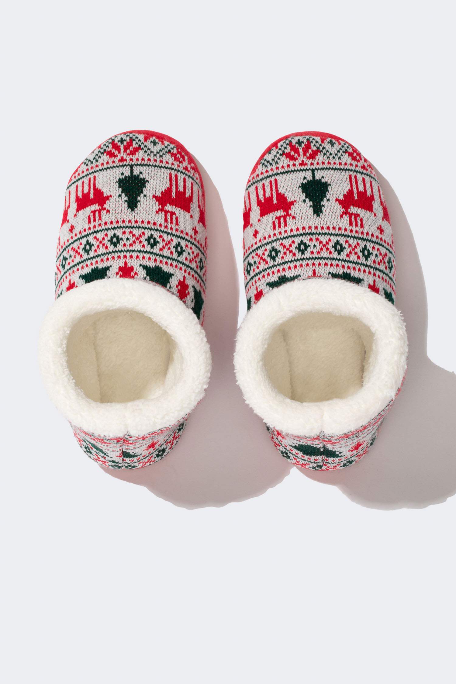 Домашние тапочки на плоской подошве для девочек