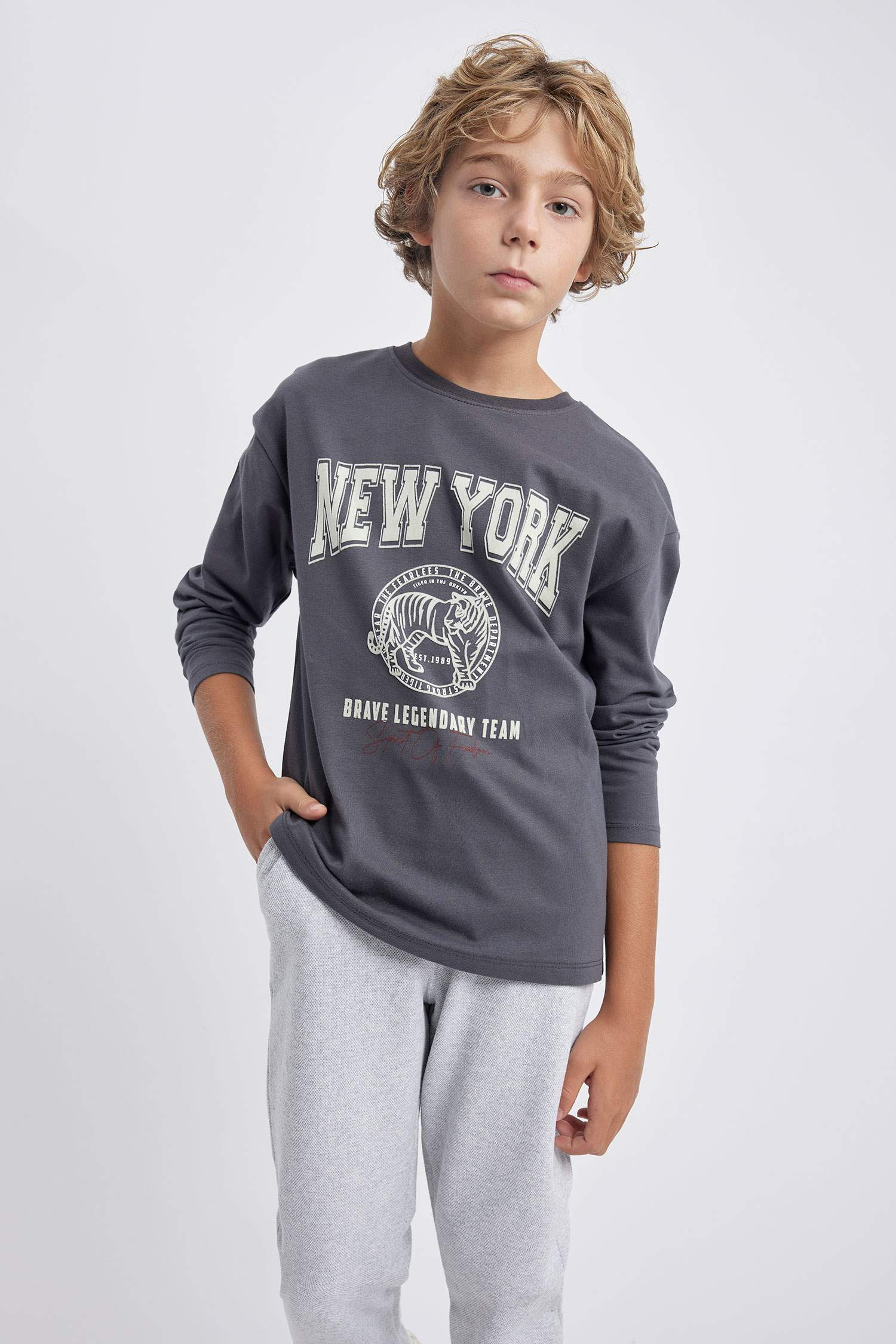 T-Shirt Coupe Oversize Pour Garçon Col Rond à Manches Longues