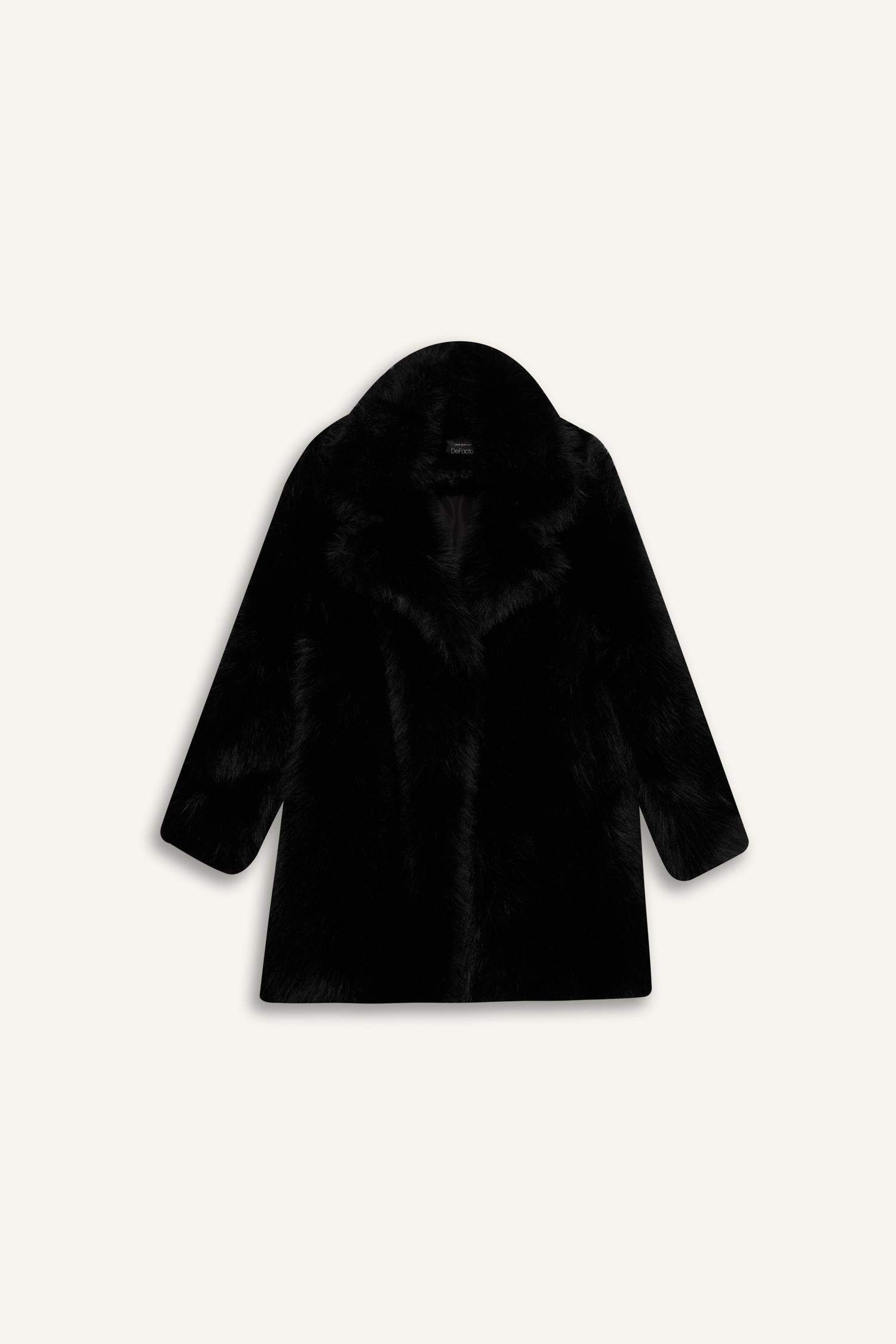 Uzun Pelüş Kaban Oversize Geniş Kalıp Çıtçıtlı