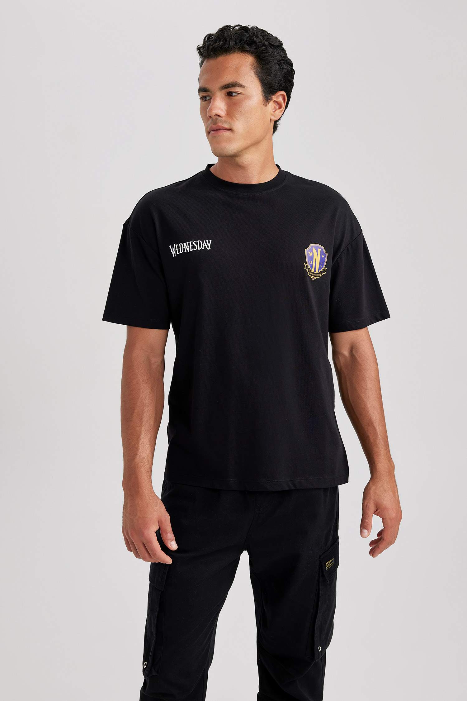Wednesday дөңгелек жаға үлкен Қысқа жеңді футболка
