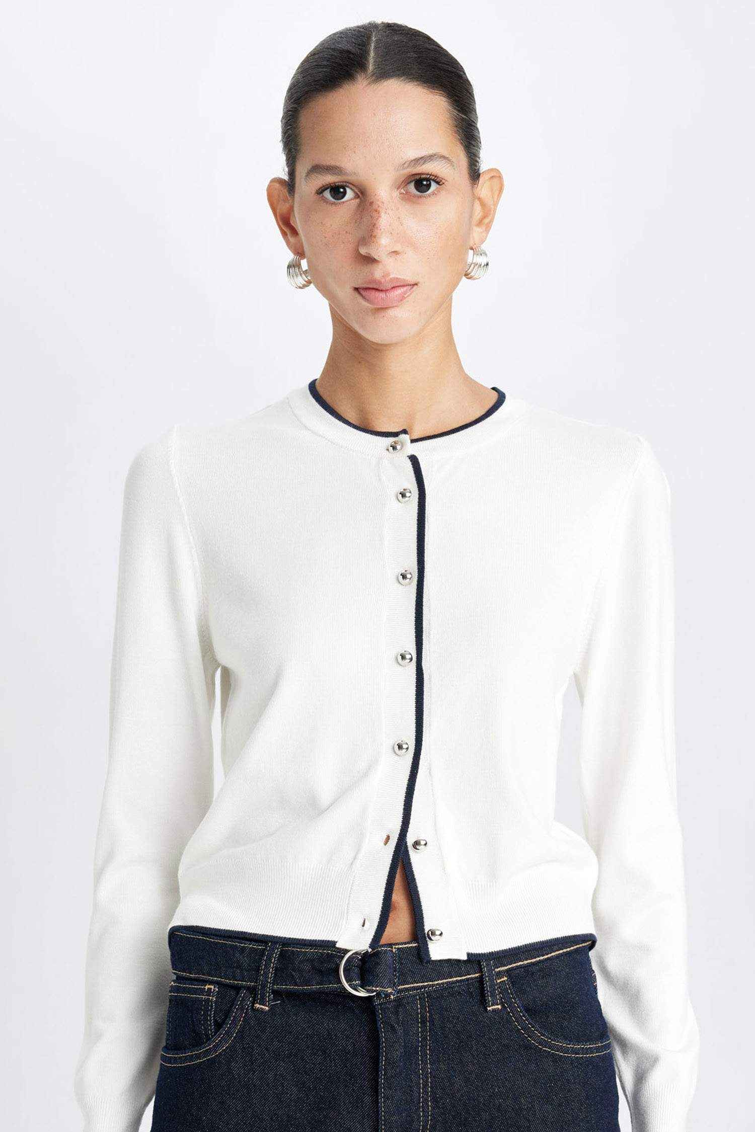 Regular Fit Crew Neck Cardigan