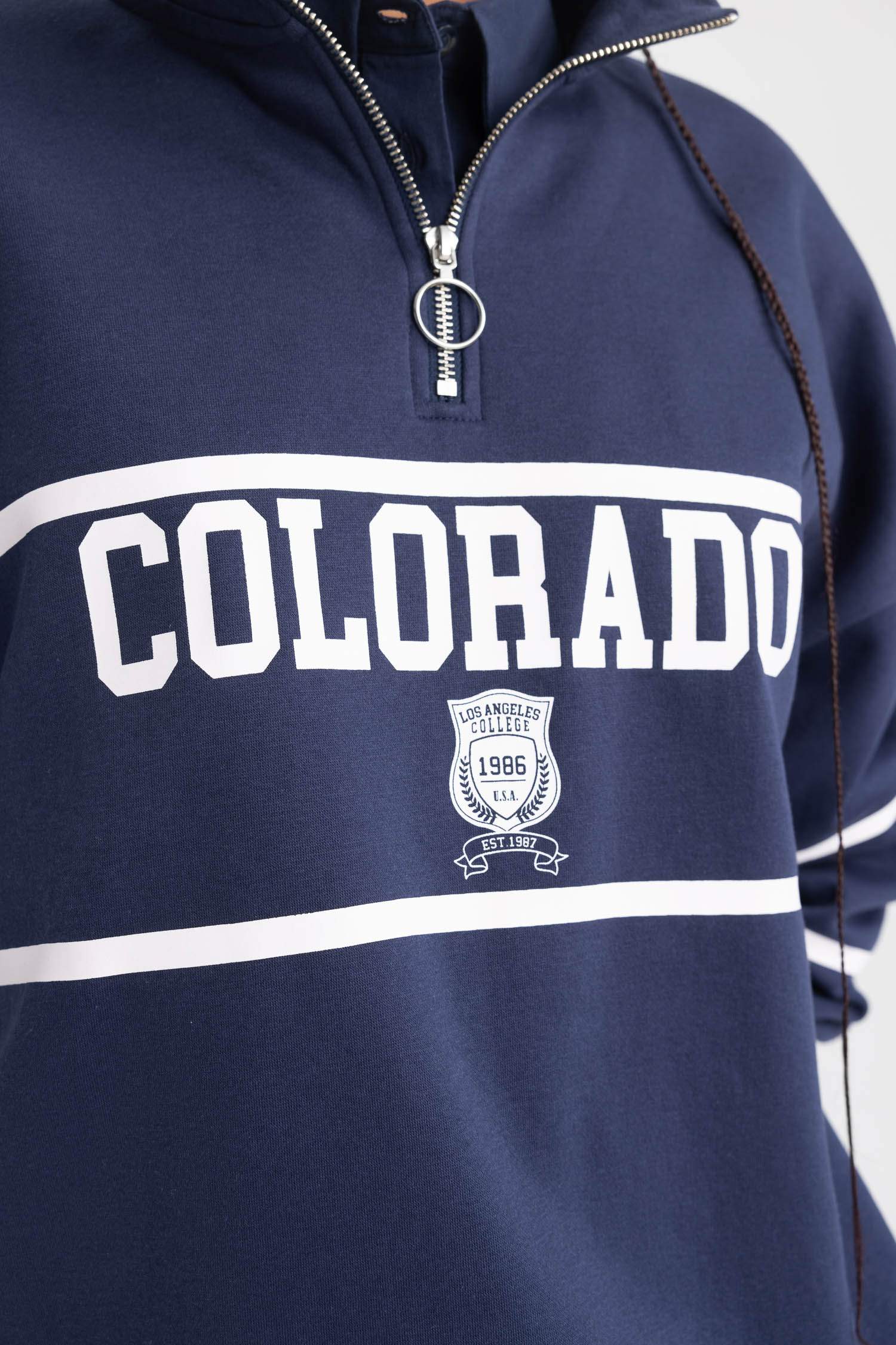 Світшот оверсайз на блискавці з принтом з товстої тканини для жінок