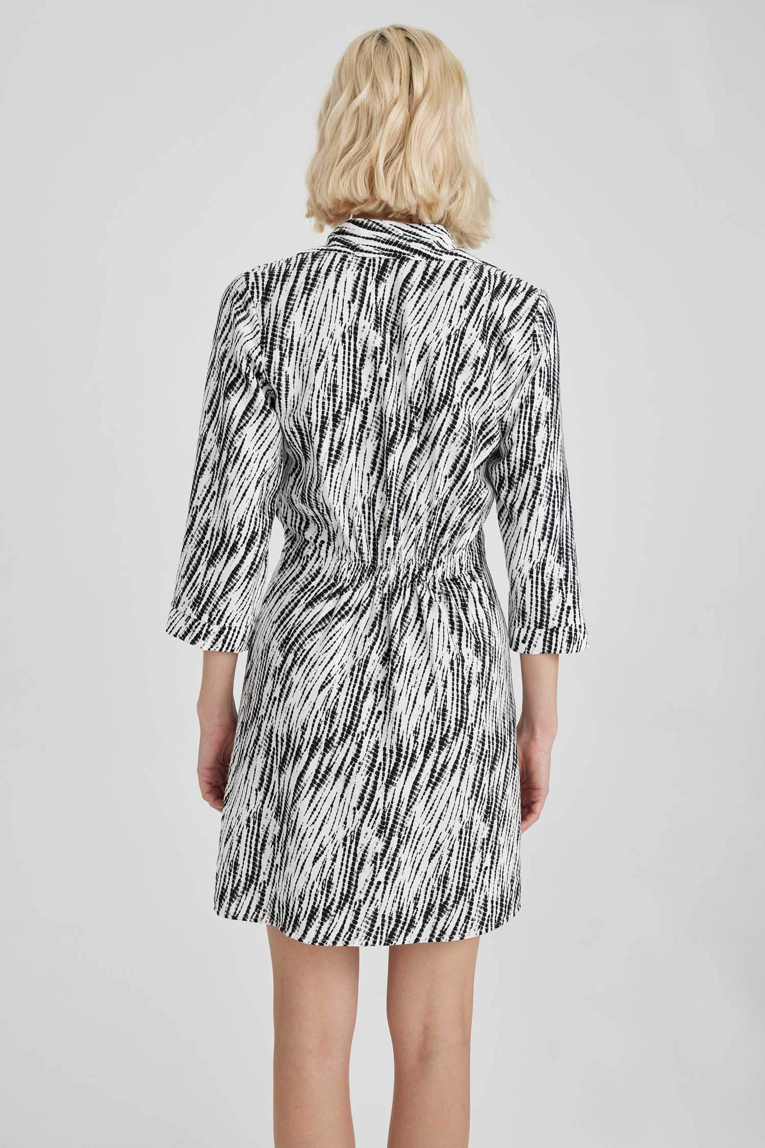 Платье мини с воротником с длинным рукавом