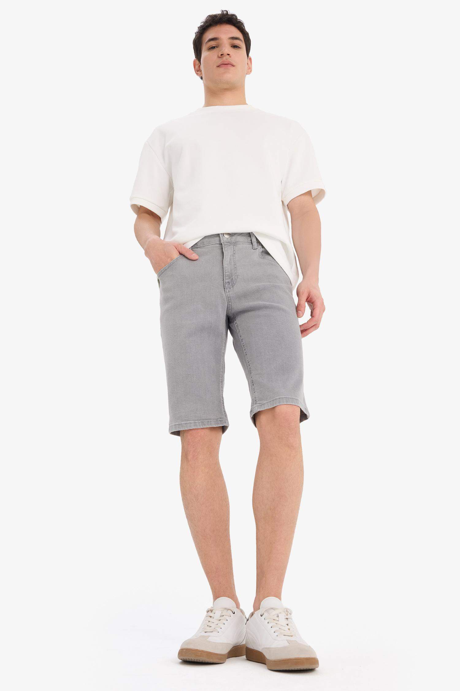 Slim Fit Dar Kesim Jean Bermuda Şort