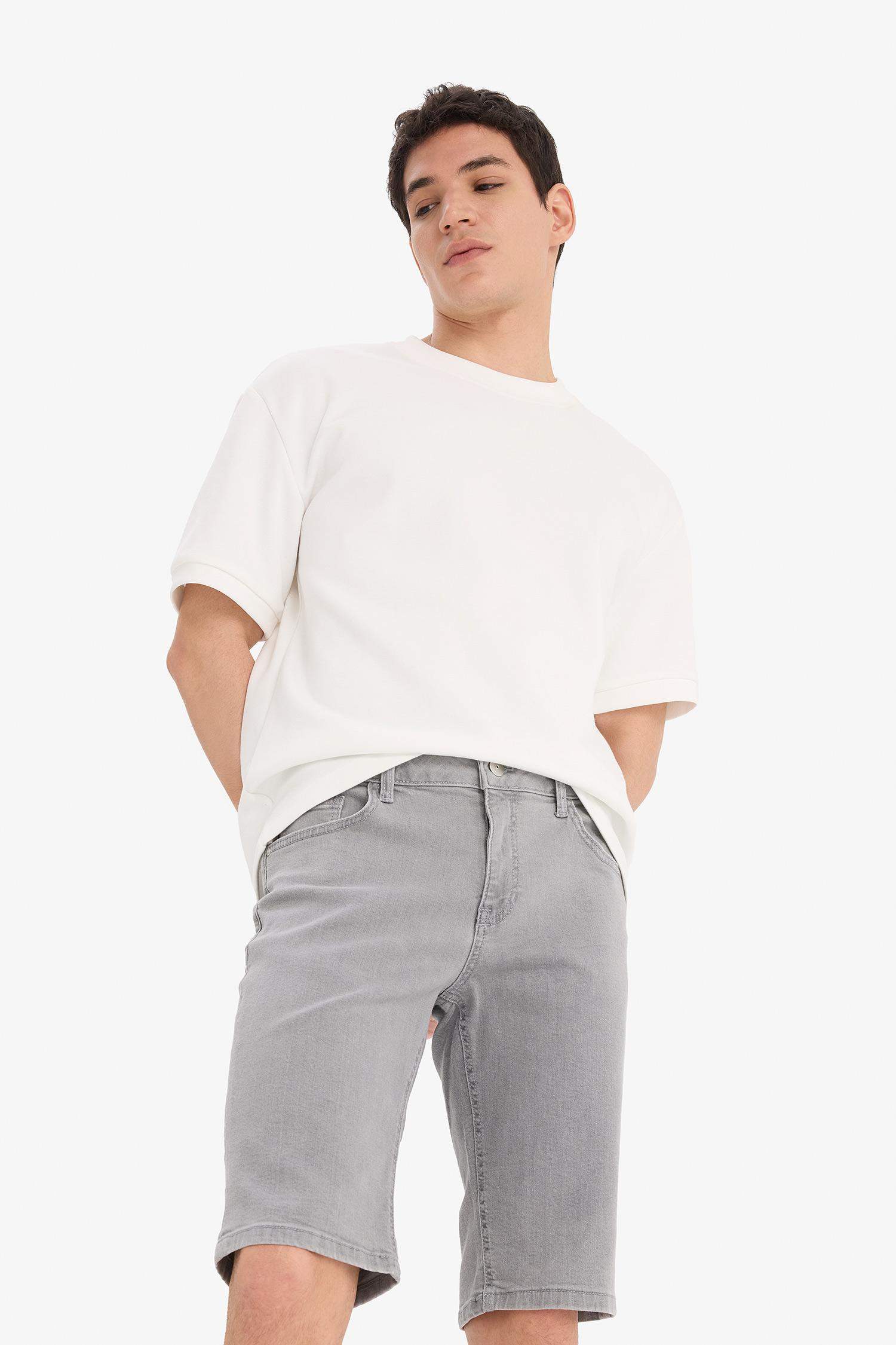 Slim Fit Dar Kesim Jean Bermuda Şort