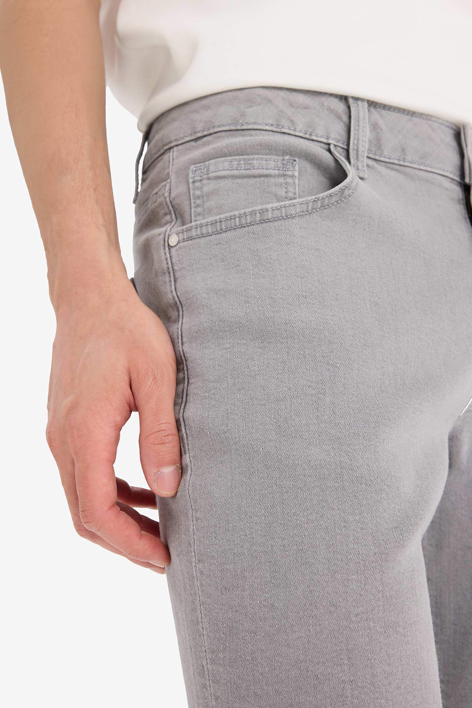 Slim Fit Dar Kesim Jean Bermuda Şort