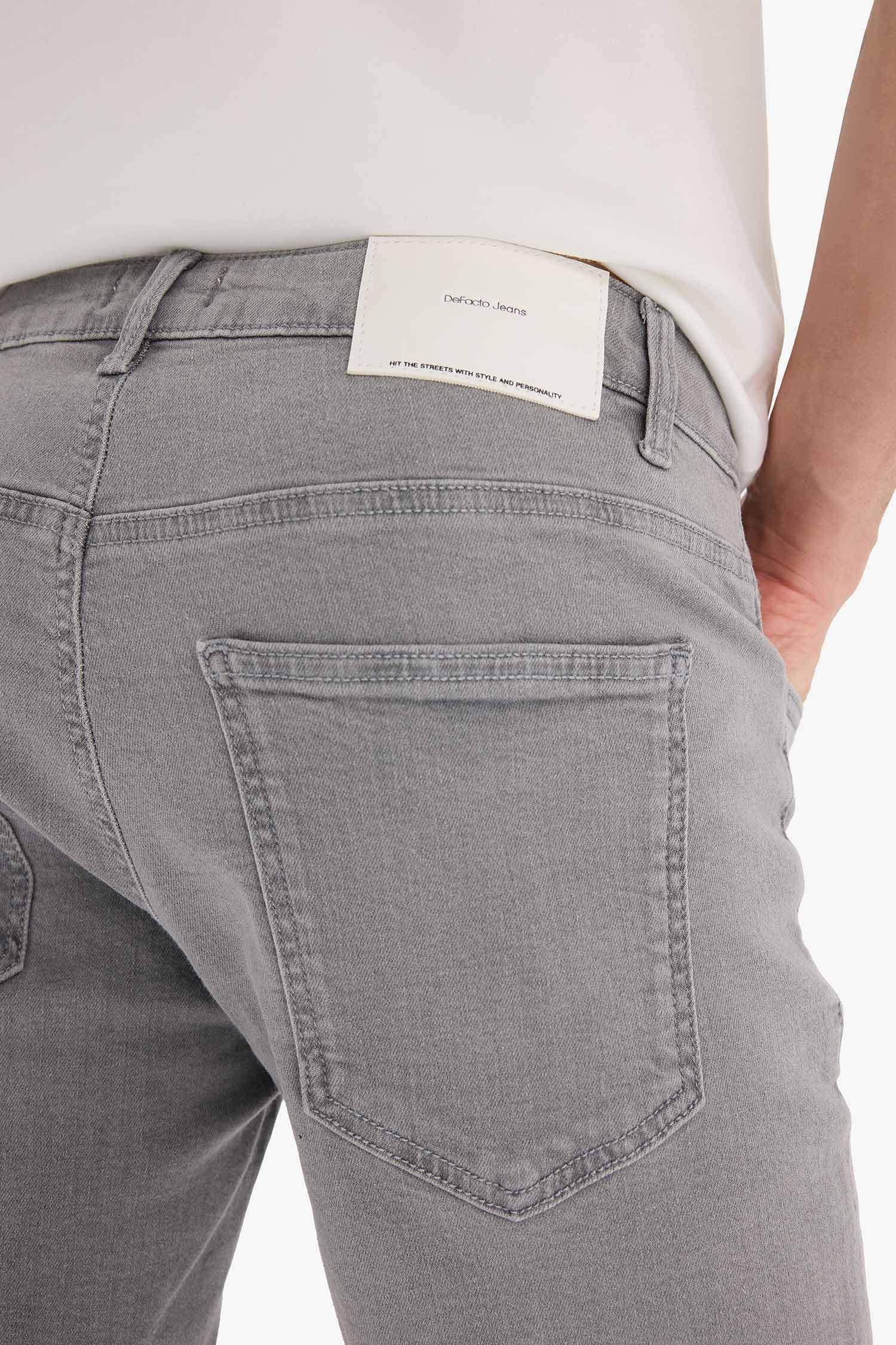 Slim Fit Dar Kesim Jean Bermuda Şort