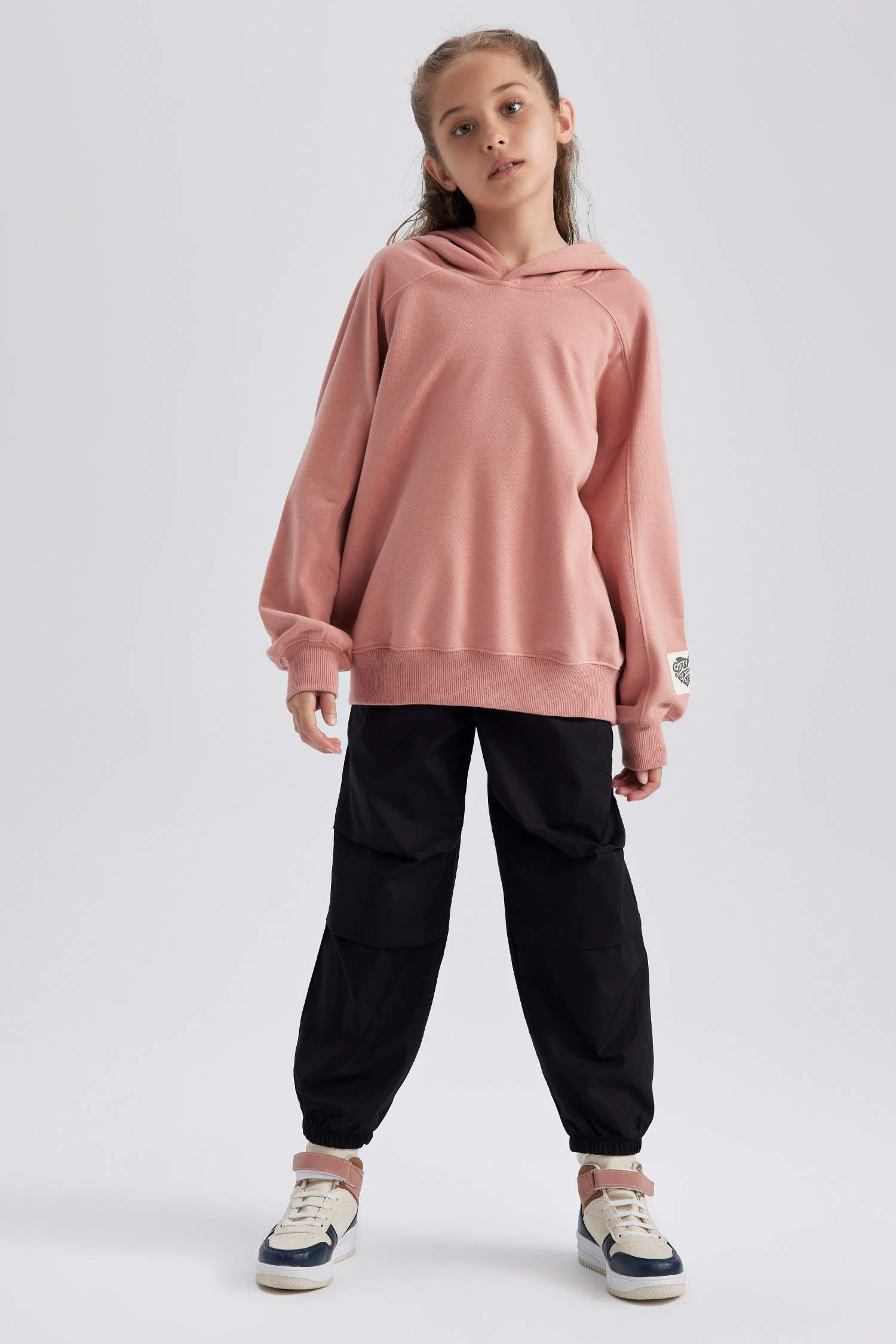 Свитшот с капюшоном с принтом для девочек