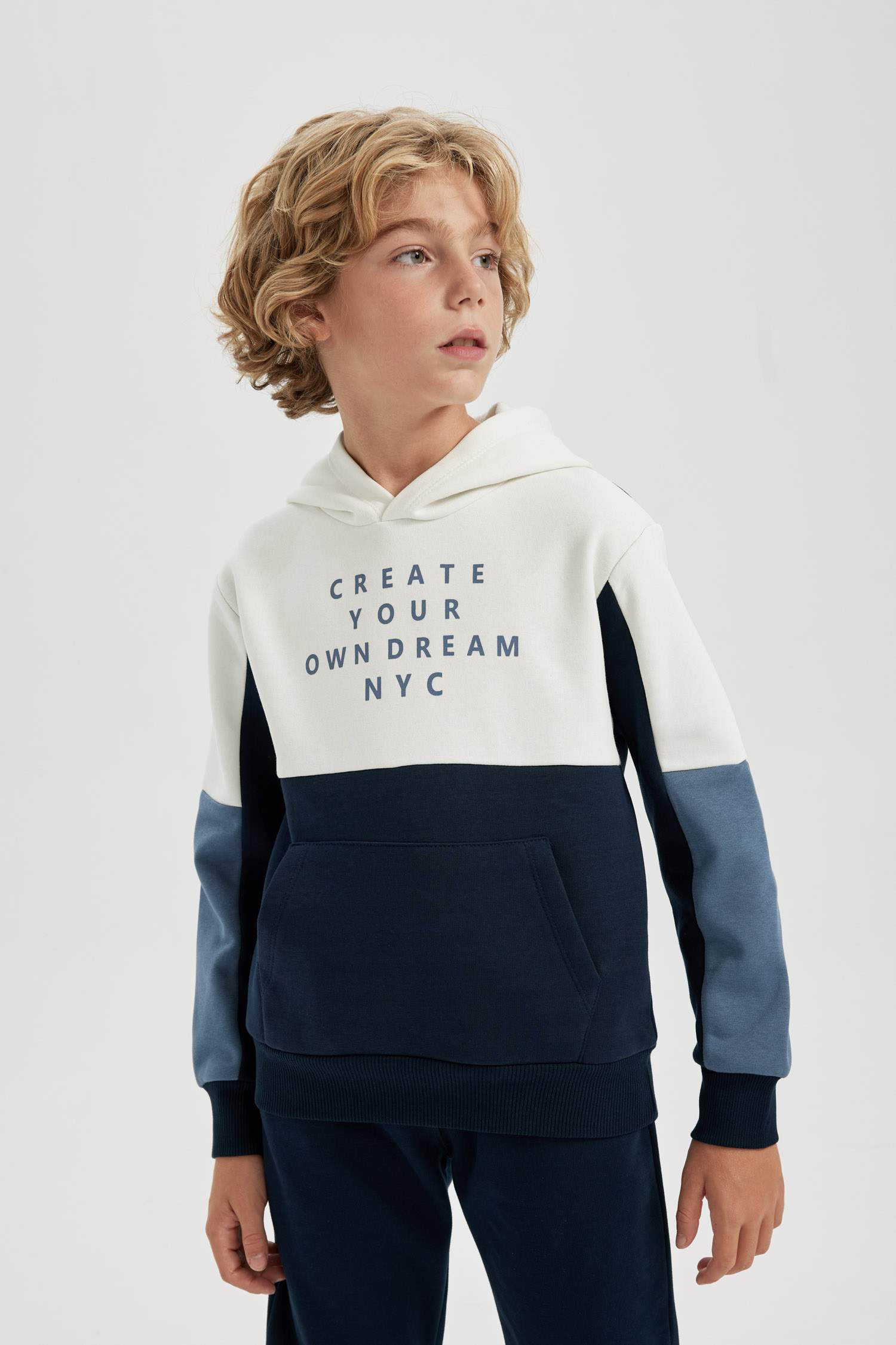 طقم من قطعتين