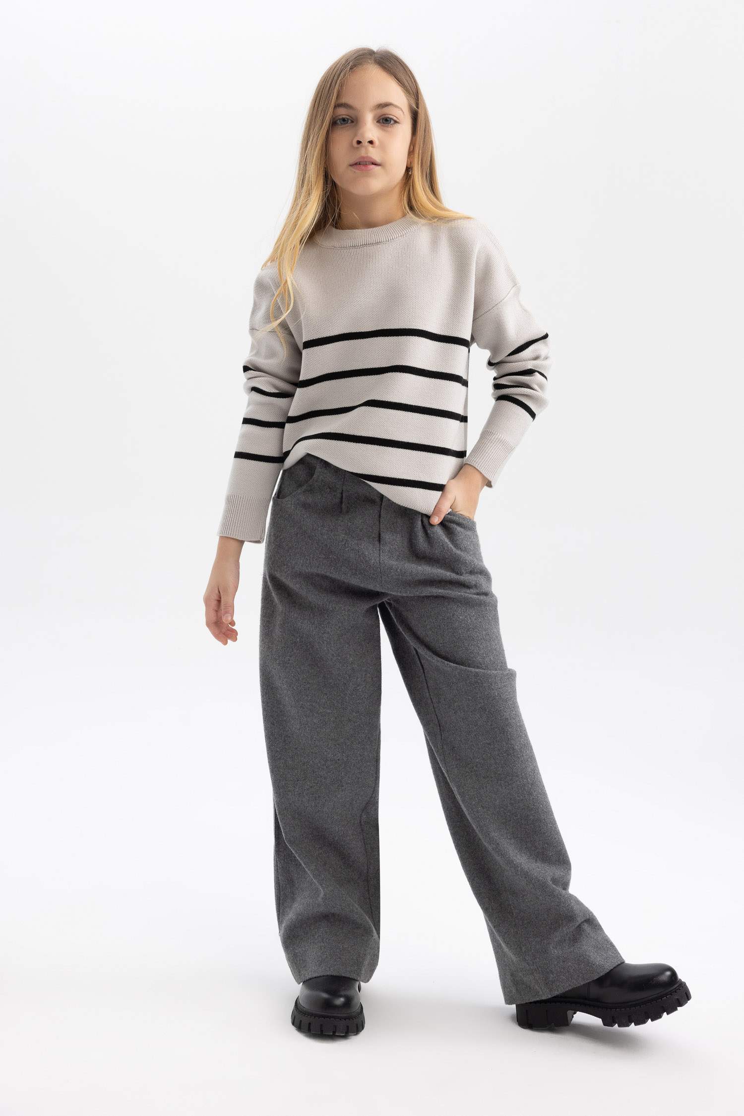 Girl Wide Leg Oval Trousers